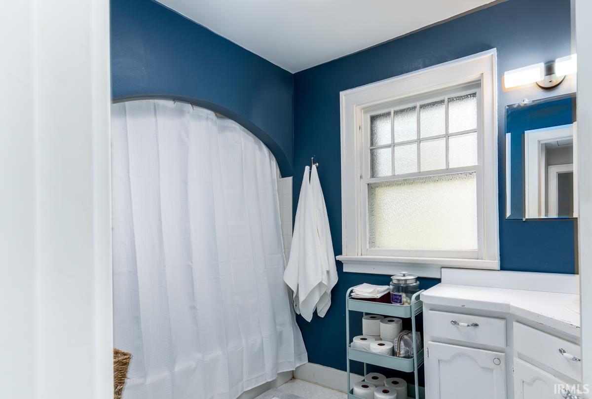 Photo 19 of 4315 Drury Lane