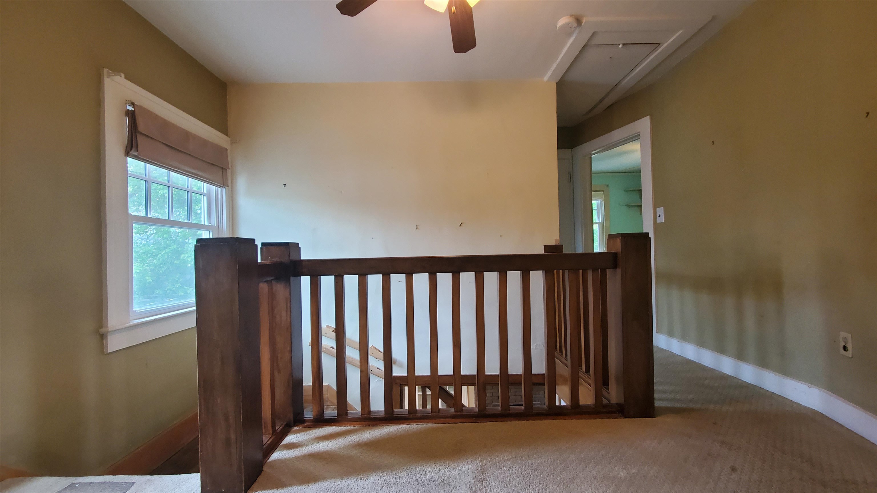 Photo 19 of 447 Englewood Court