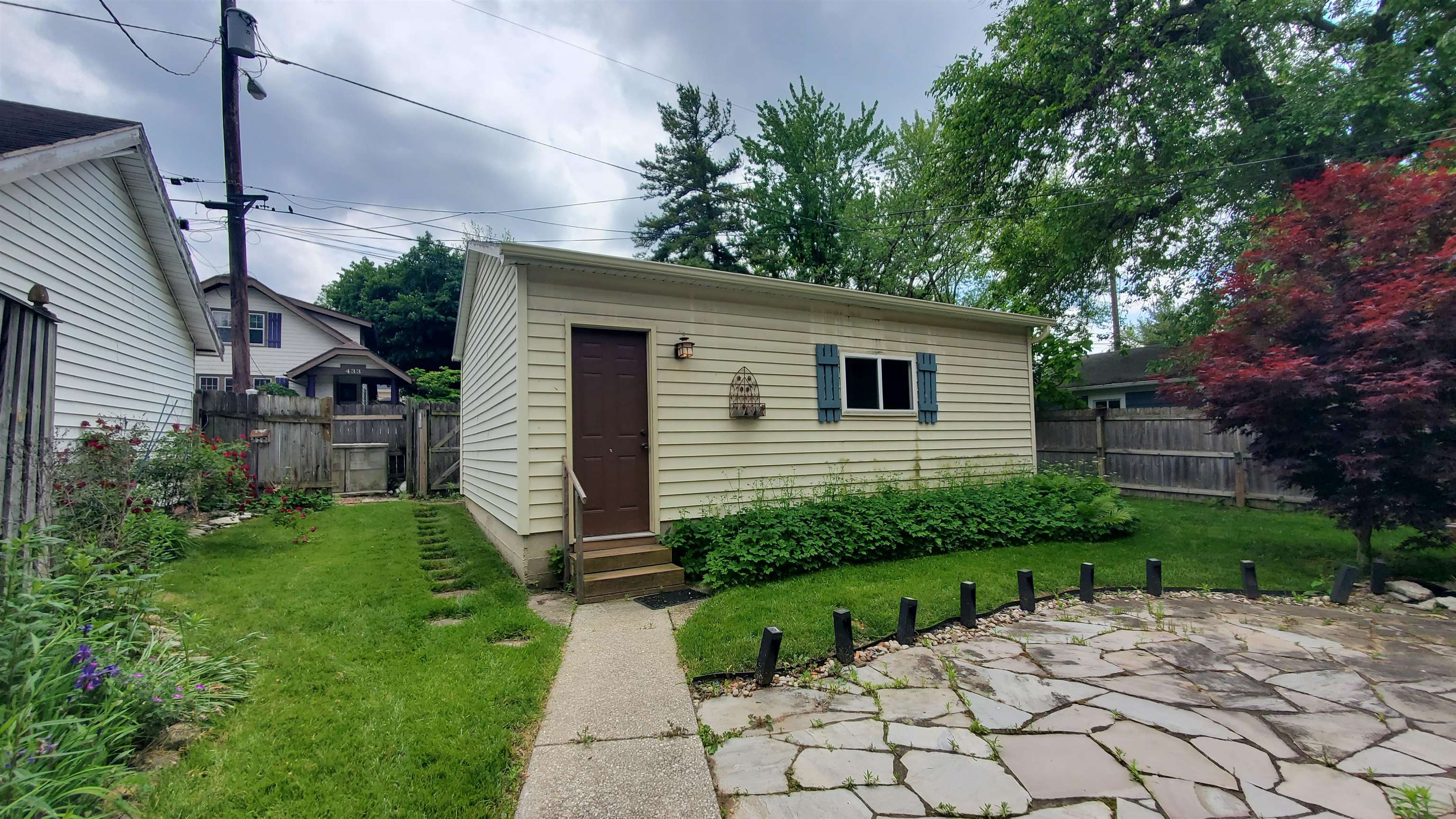 Photo 33 of 447 Englewood Court