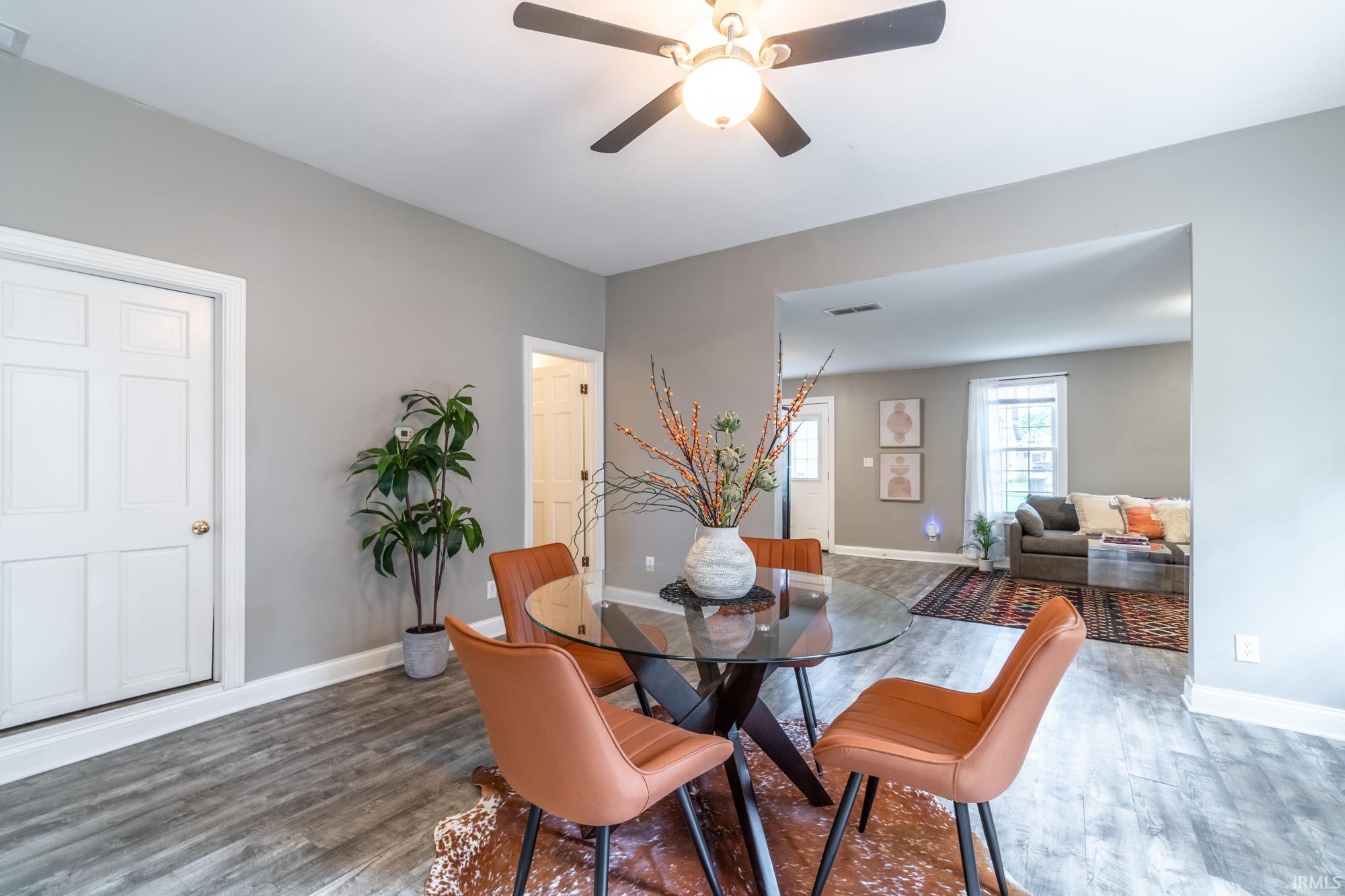 Photo 10 of 807 W Washington Boulevard