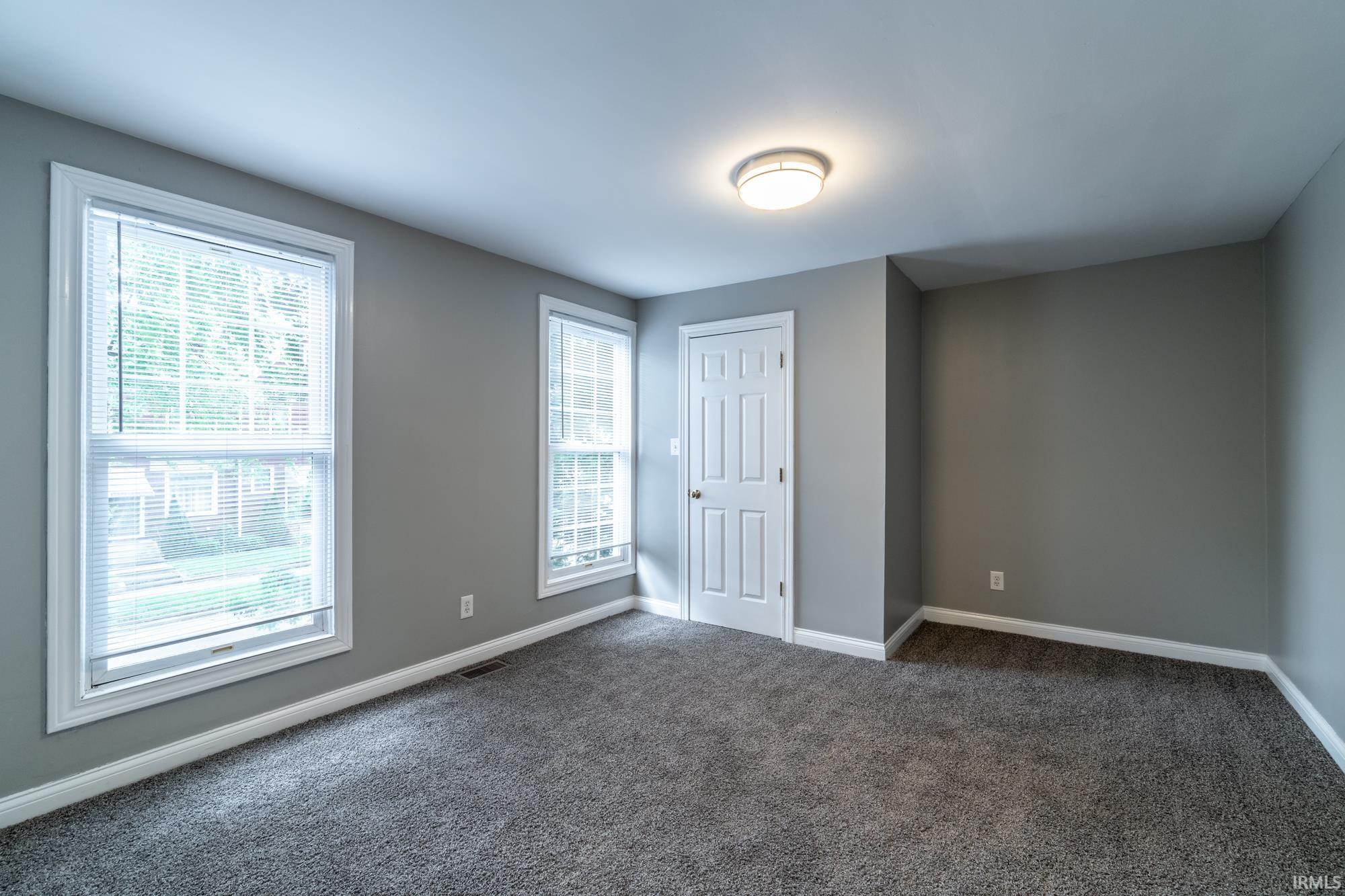 Photo 23 of 807 W Washington Boulevard