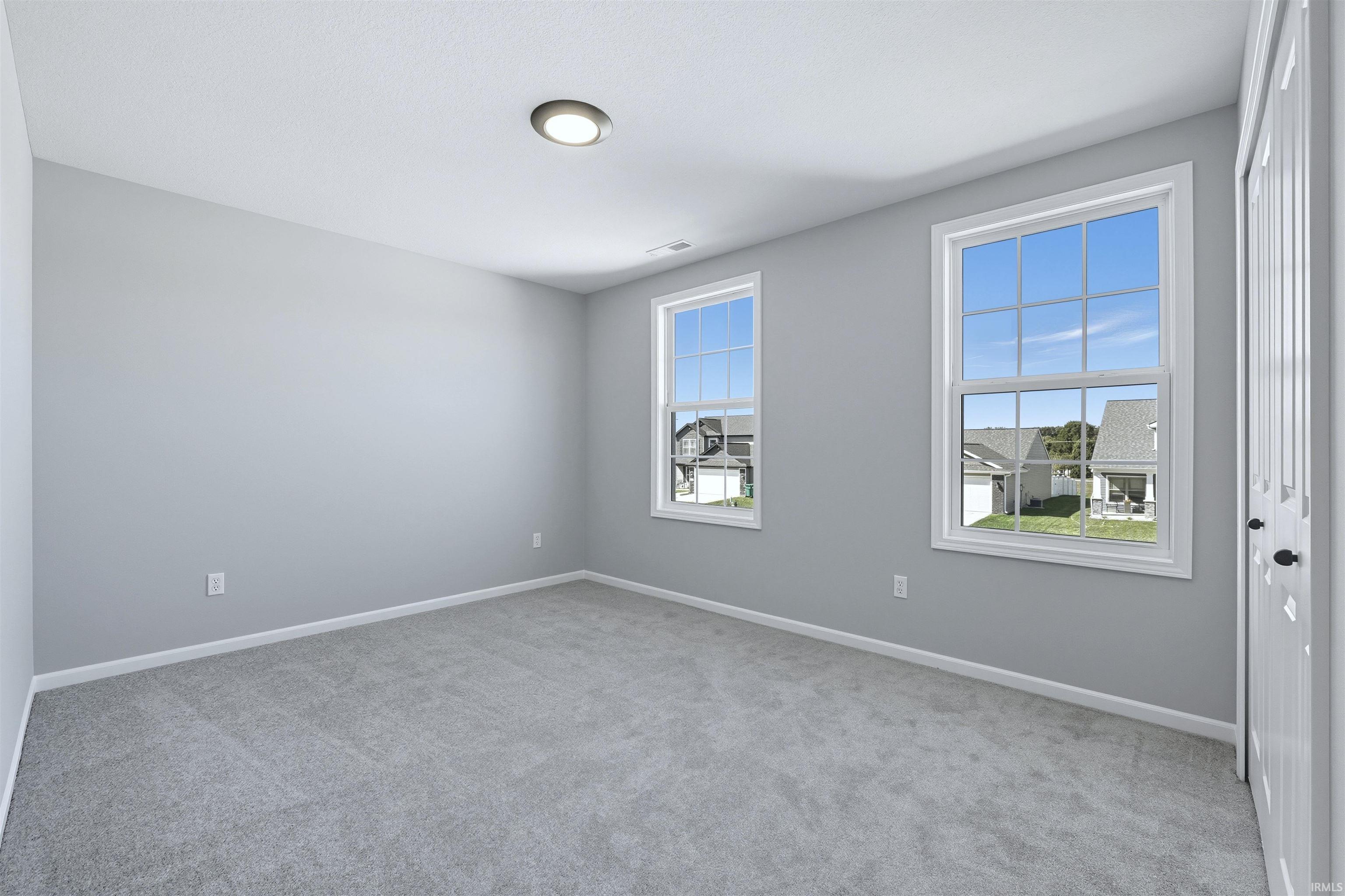 Photo 11 of 542 Lago Court