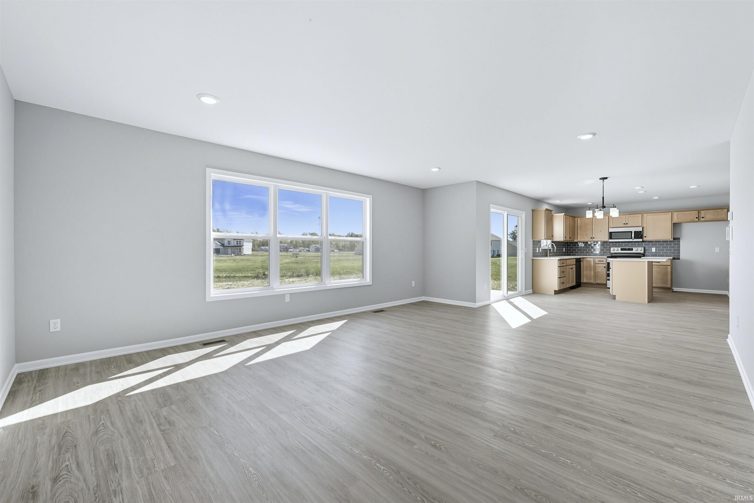 Photo 7 of 542 Lago Court