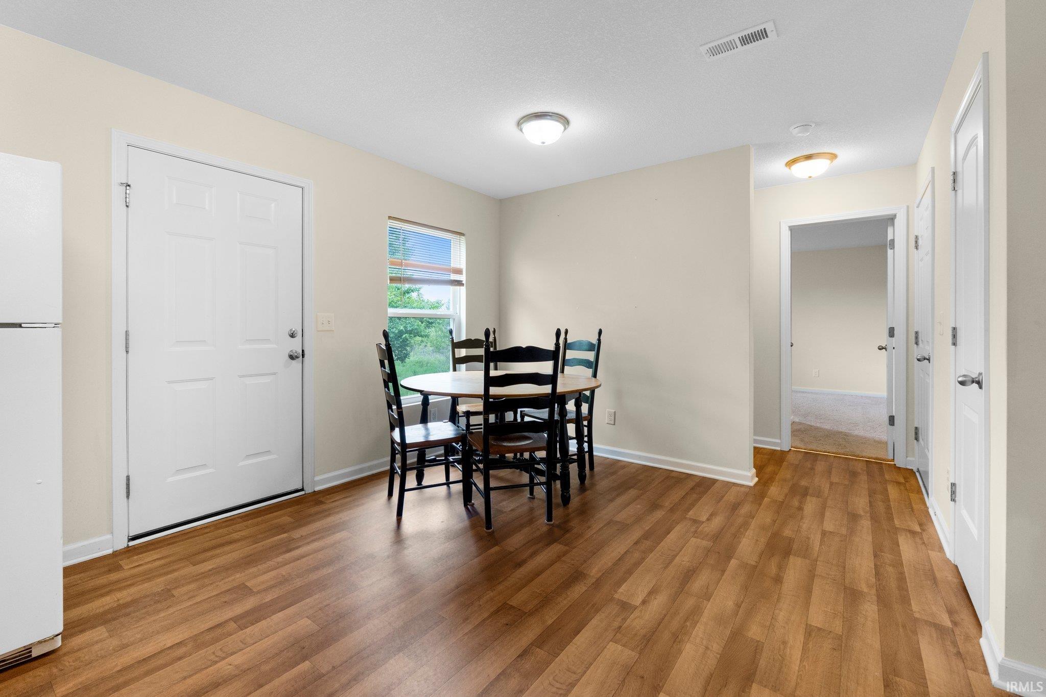Photo 6 of 496 Arbor Lane