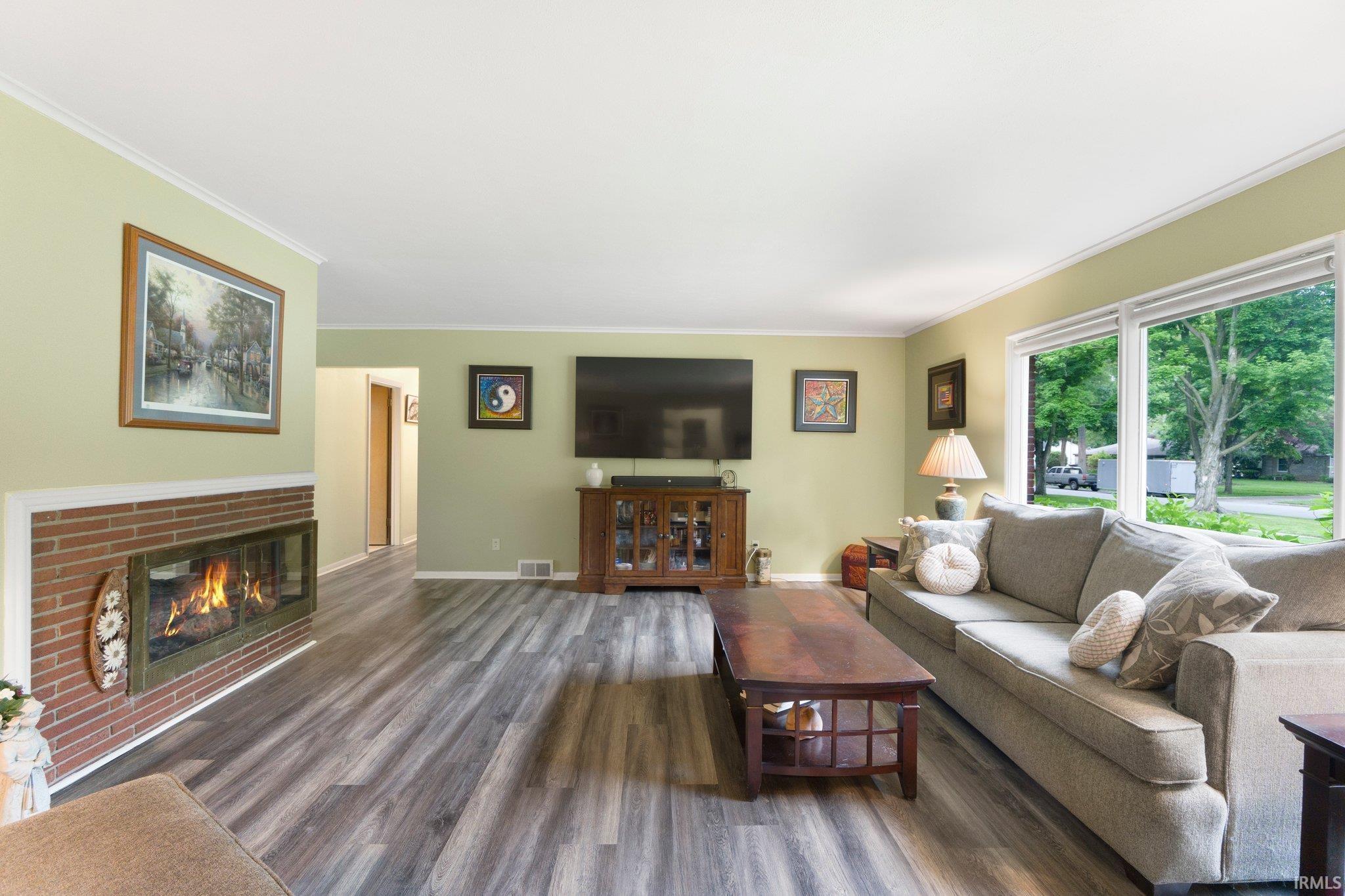 Photo 1 of 4112 Hiawatha Boulevard