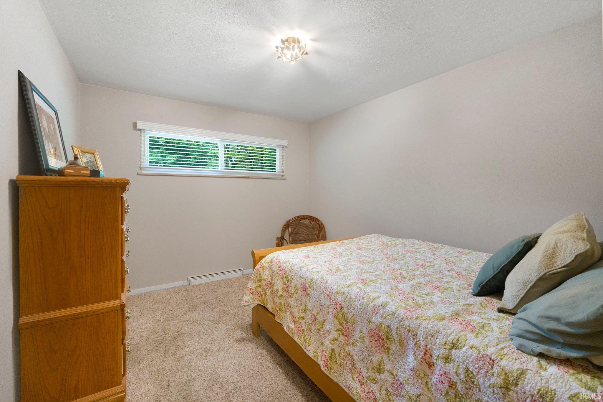 Photo 23 of 4112 Hiawatha Boulevard