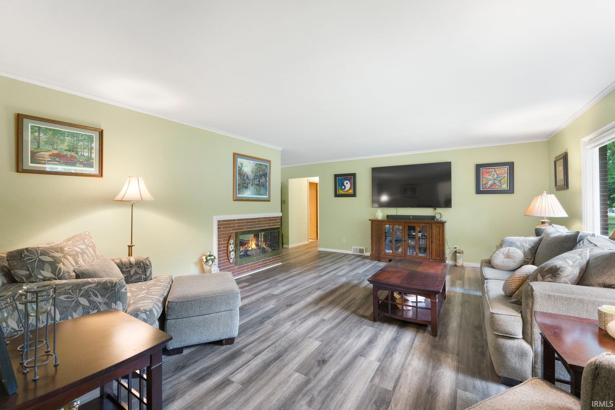 Photo 9 of 4112 Hiawatha Boulevard