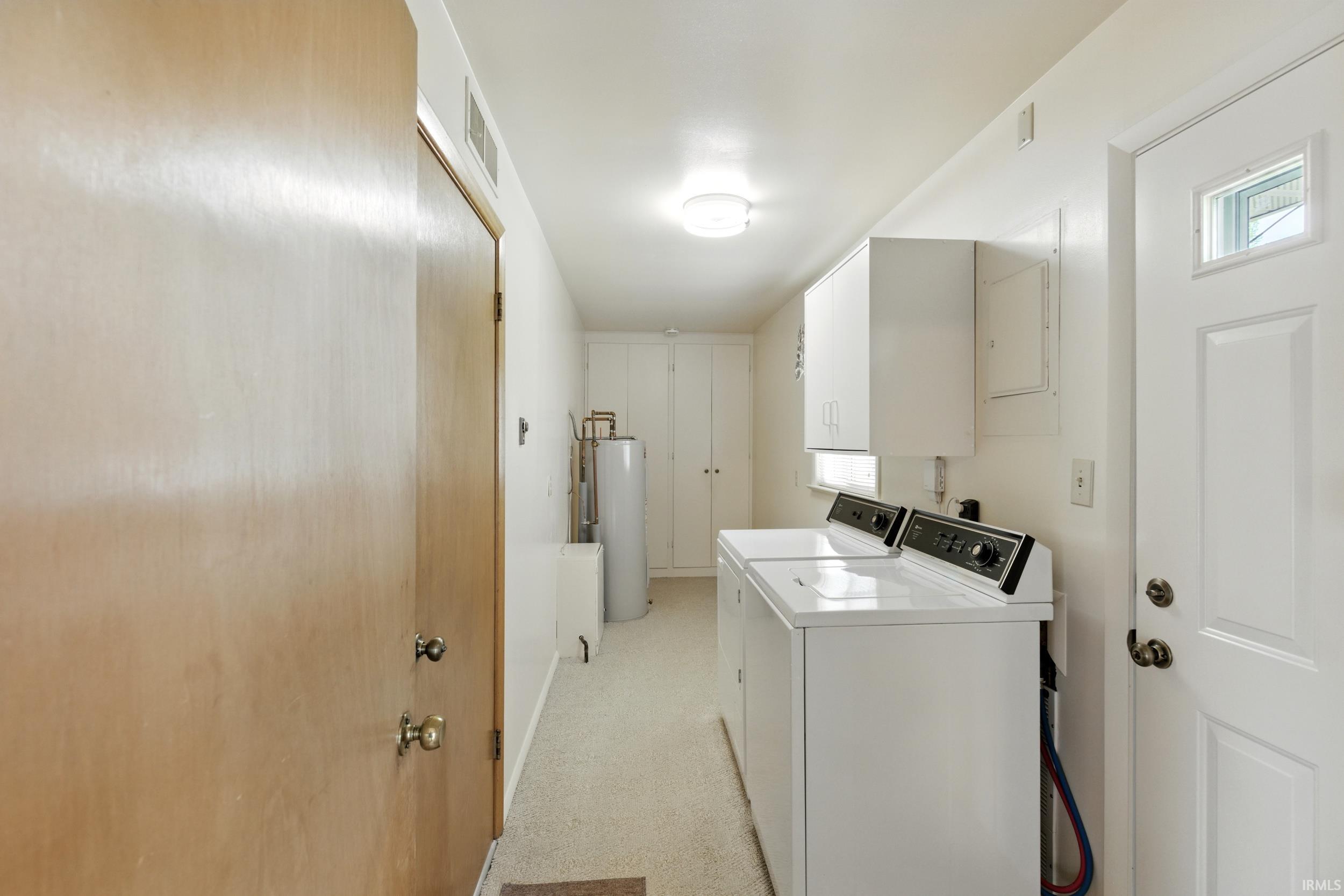 Photo 19 of 928 Hollyhill Drive