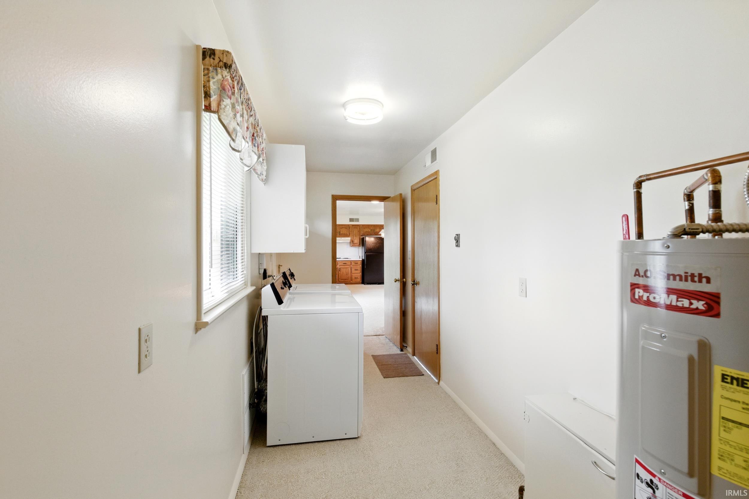 Photo 20 of 928 Hollyhill Drive
