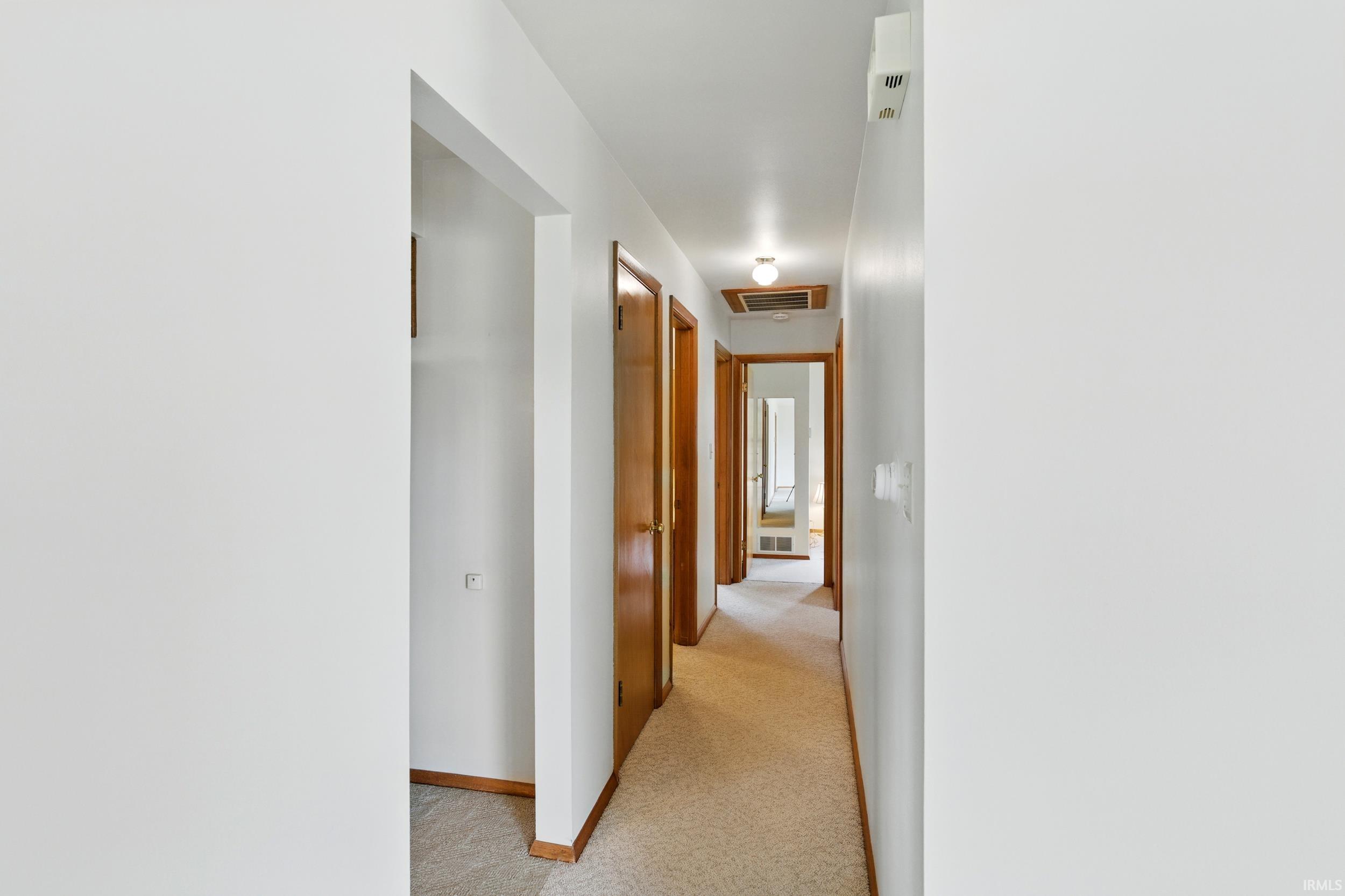 Photo 21 of 928 Hollyhill Drive
