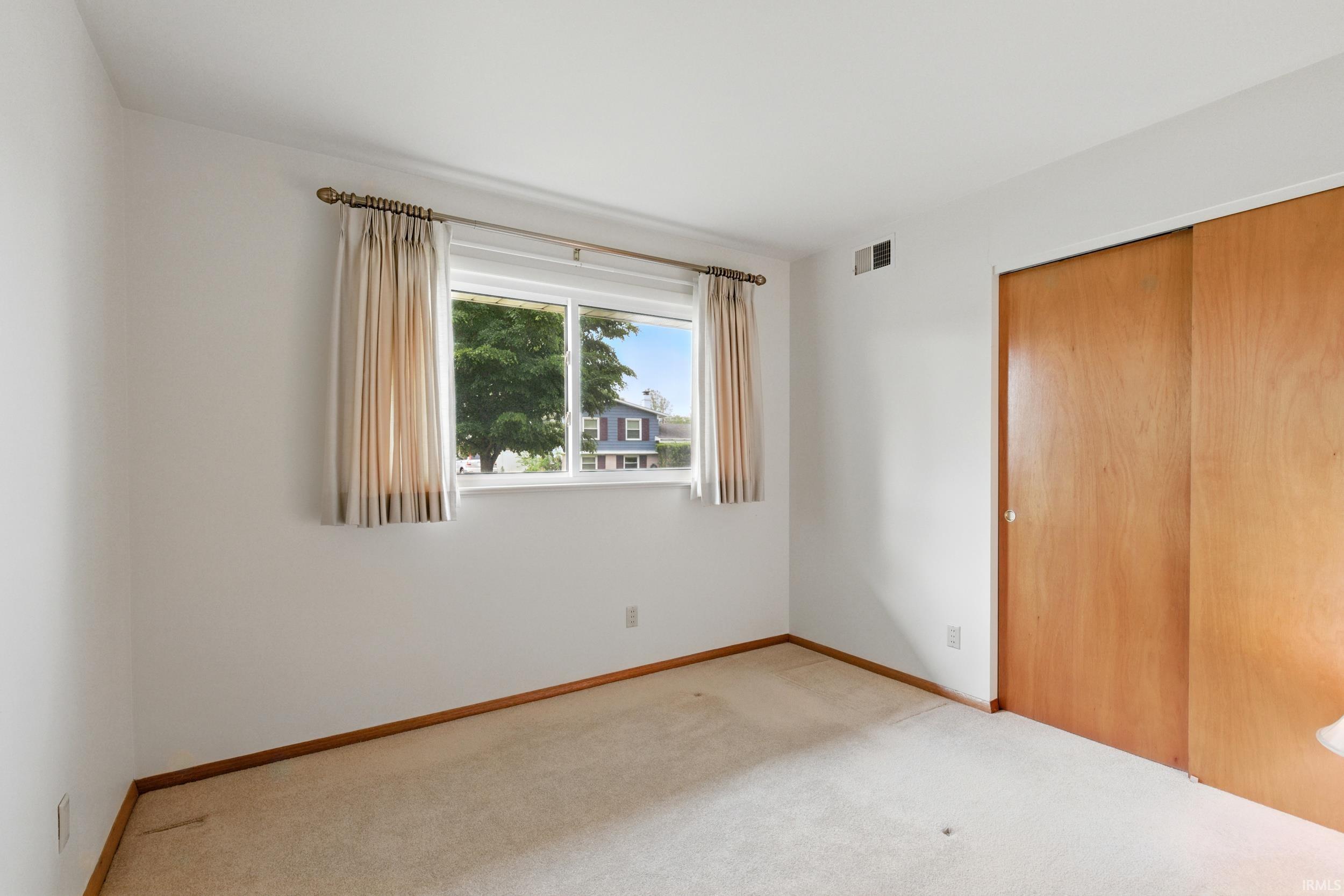 Photo 23 of 928 Hollyhill Drive