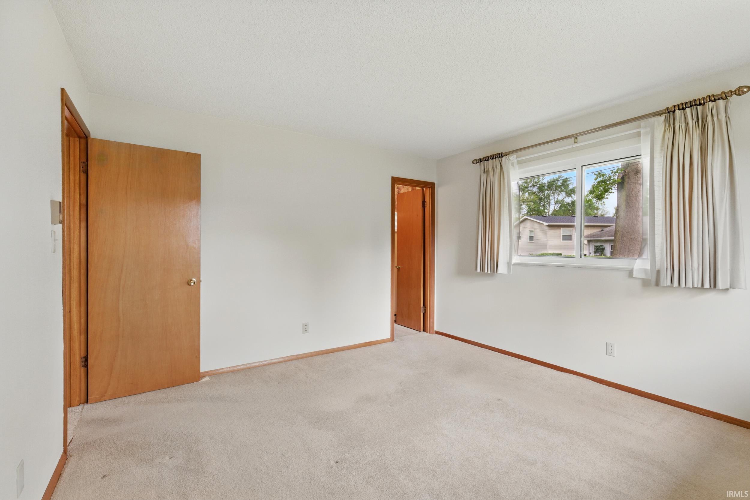 Photo 26 of 928 Hollyhill Drive