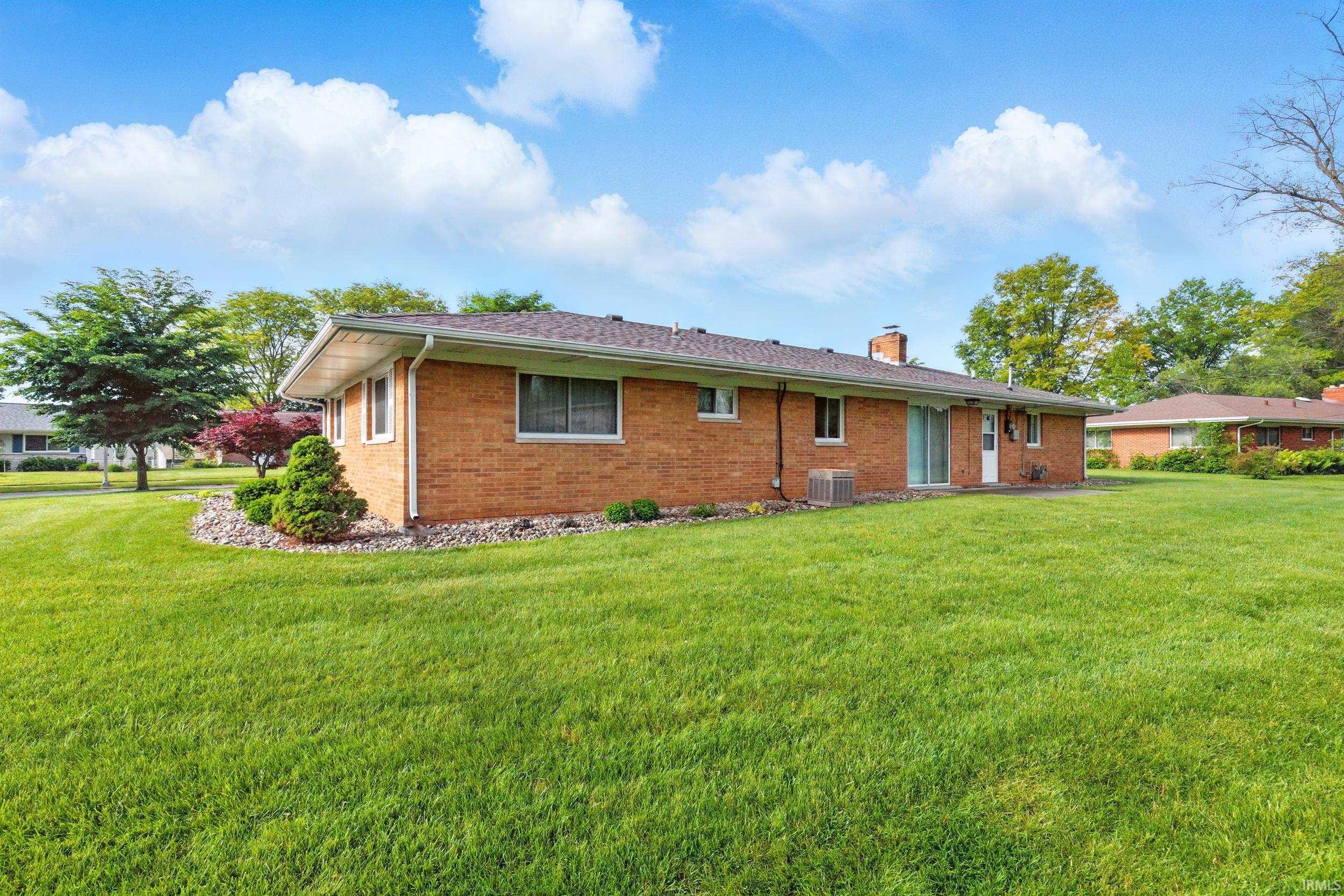 Photo 8 of 928 Hollyhill Drive
