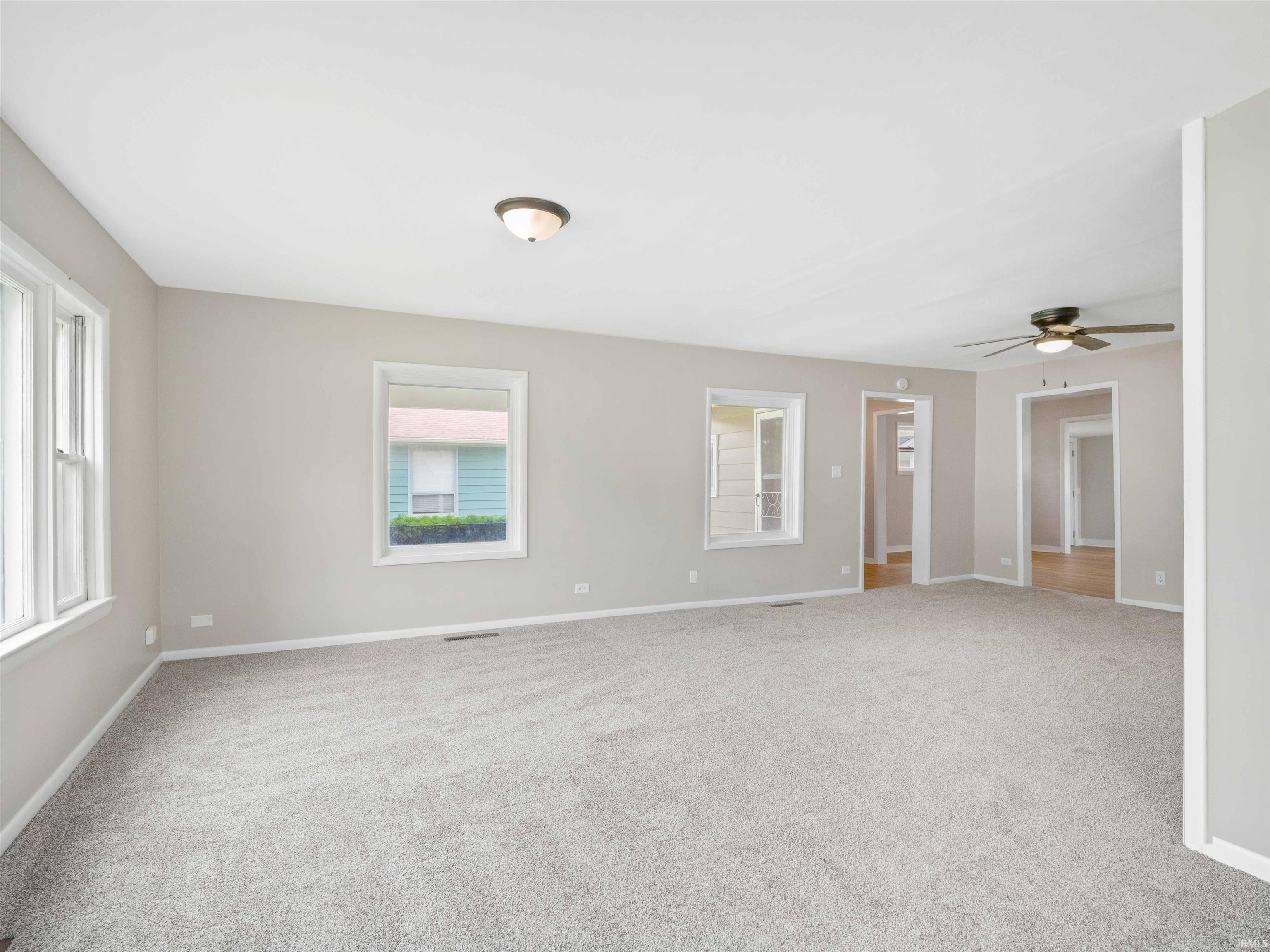 Photo 11 of 8815 W 800