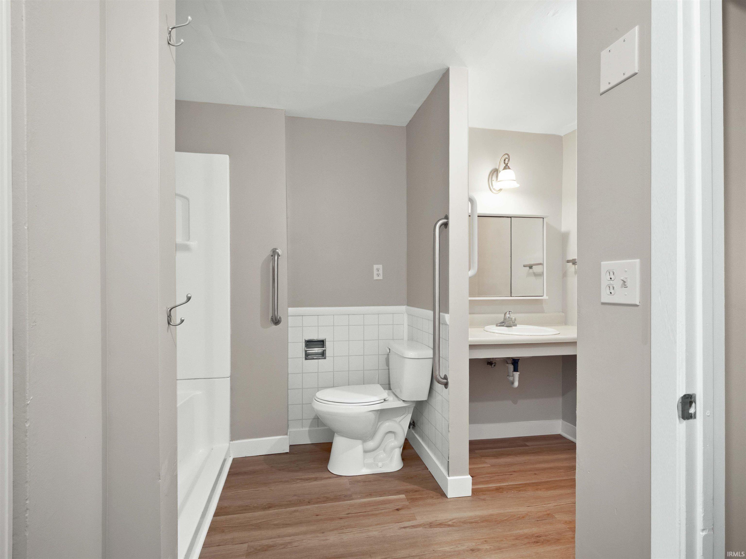 Photo 5 of 8815 W 800