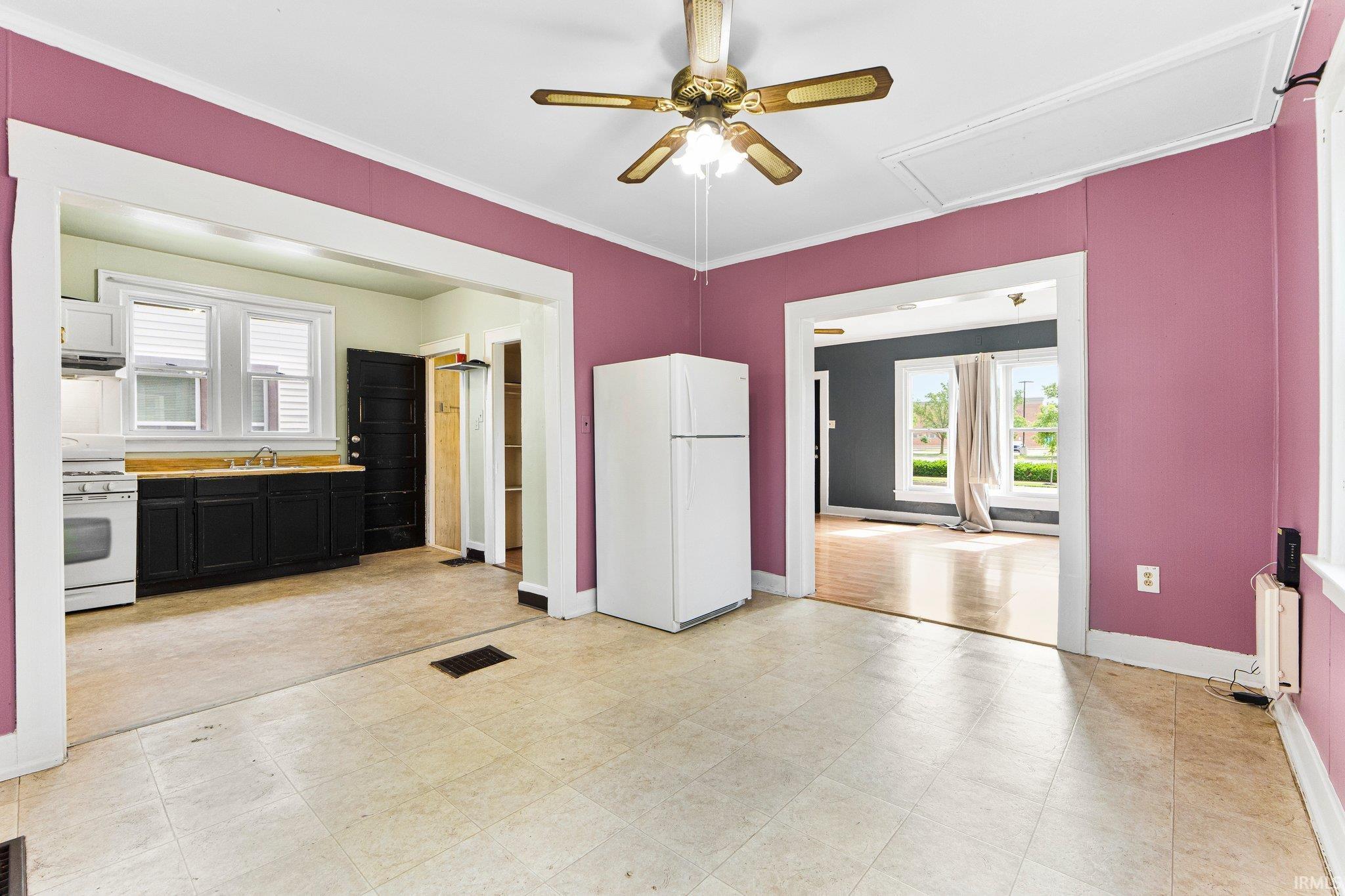 Photo 9 of 3422 S Calhoun Street