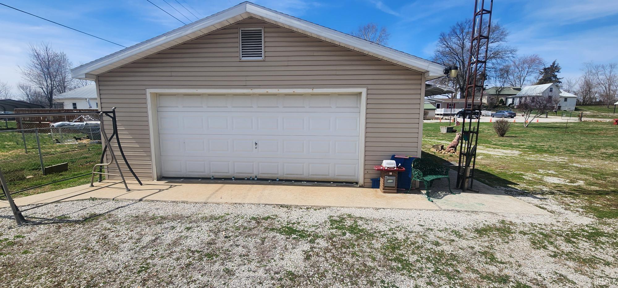 Homes for sale in Bicknell, IN | 1003 W 4Th St, Bicknell, IN 47512 | MLS# 202520495