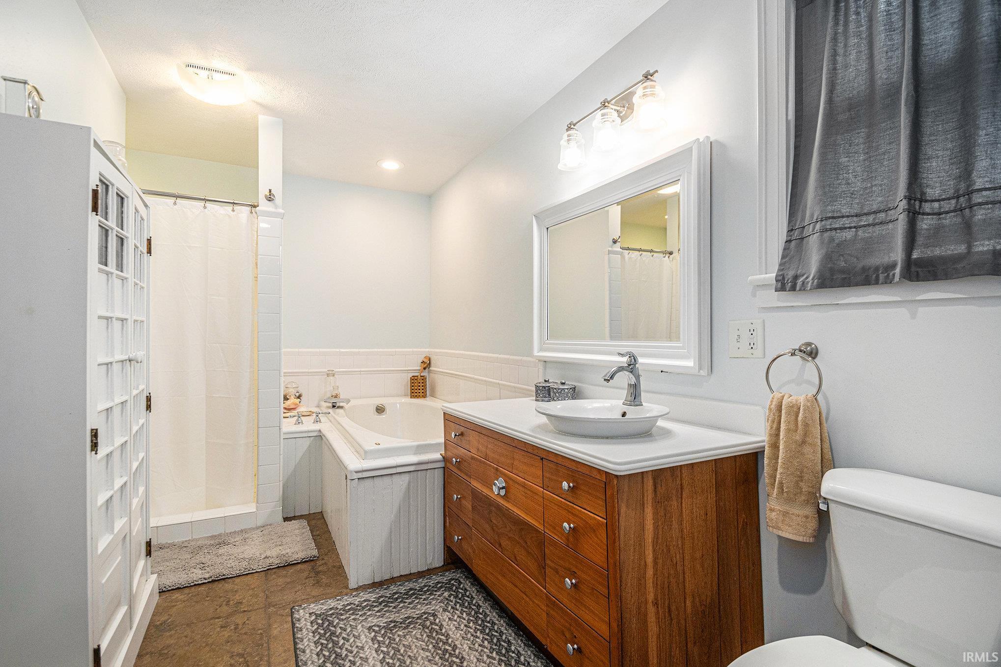 Photo 17 of 411 S 6Th Street