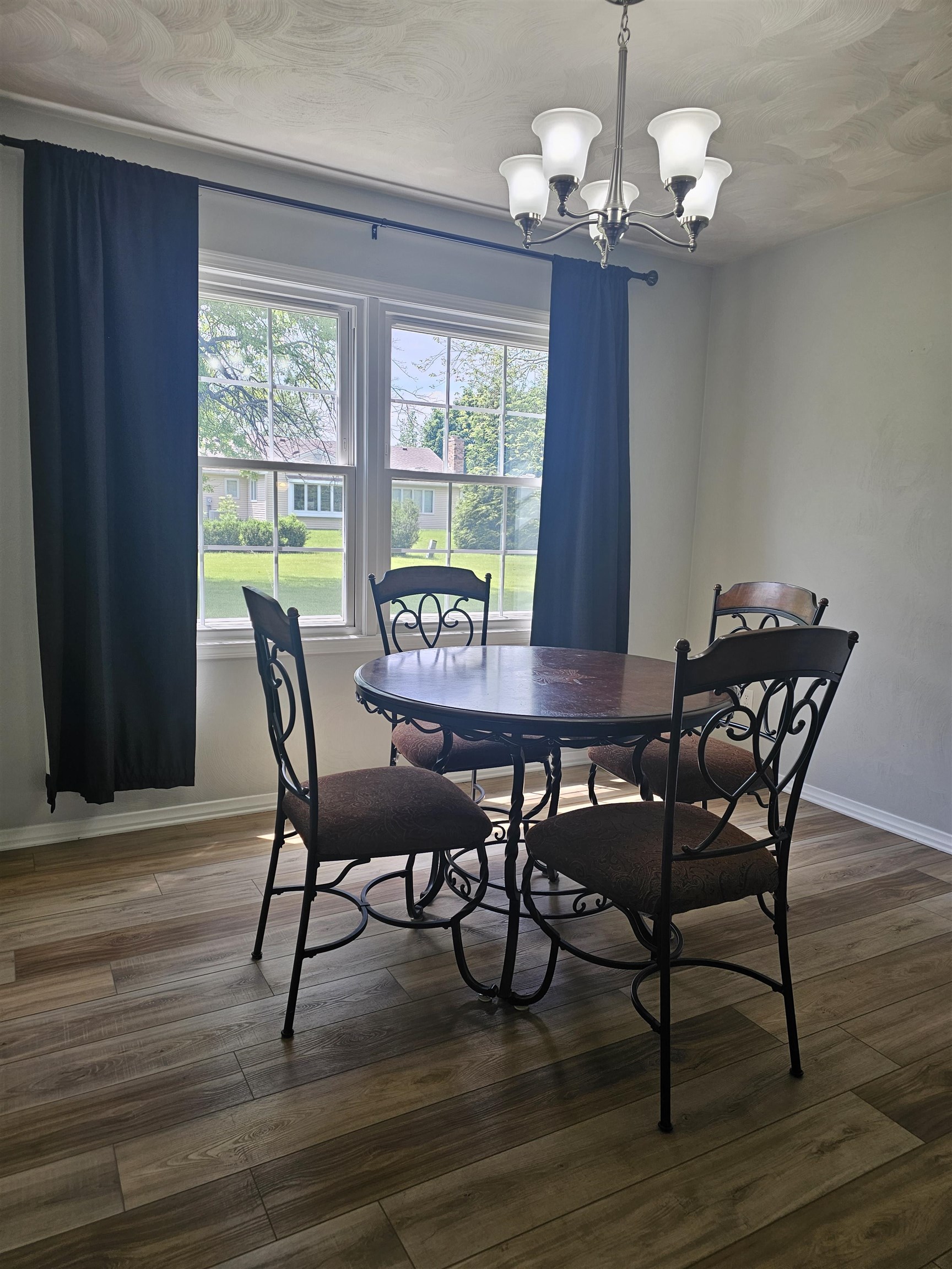 Photo 4 of 1326 Stag Drive