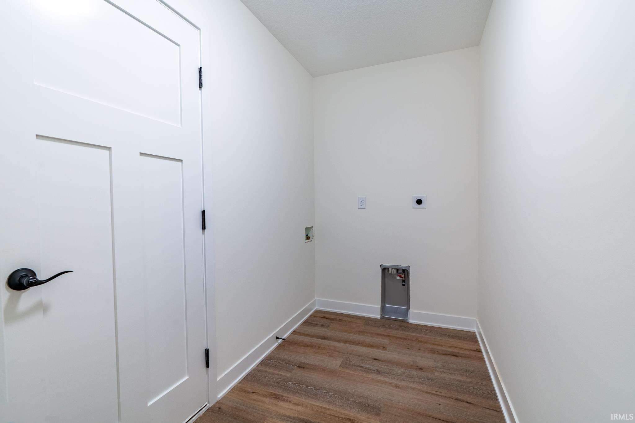 Photo 17 of 4738 Whittlebury Drive