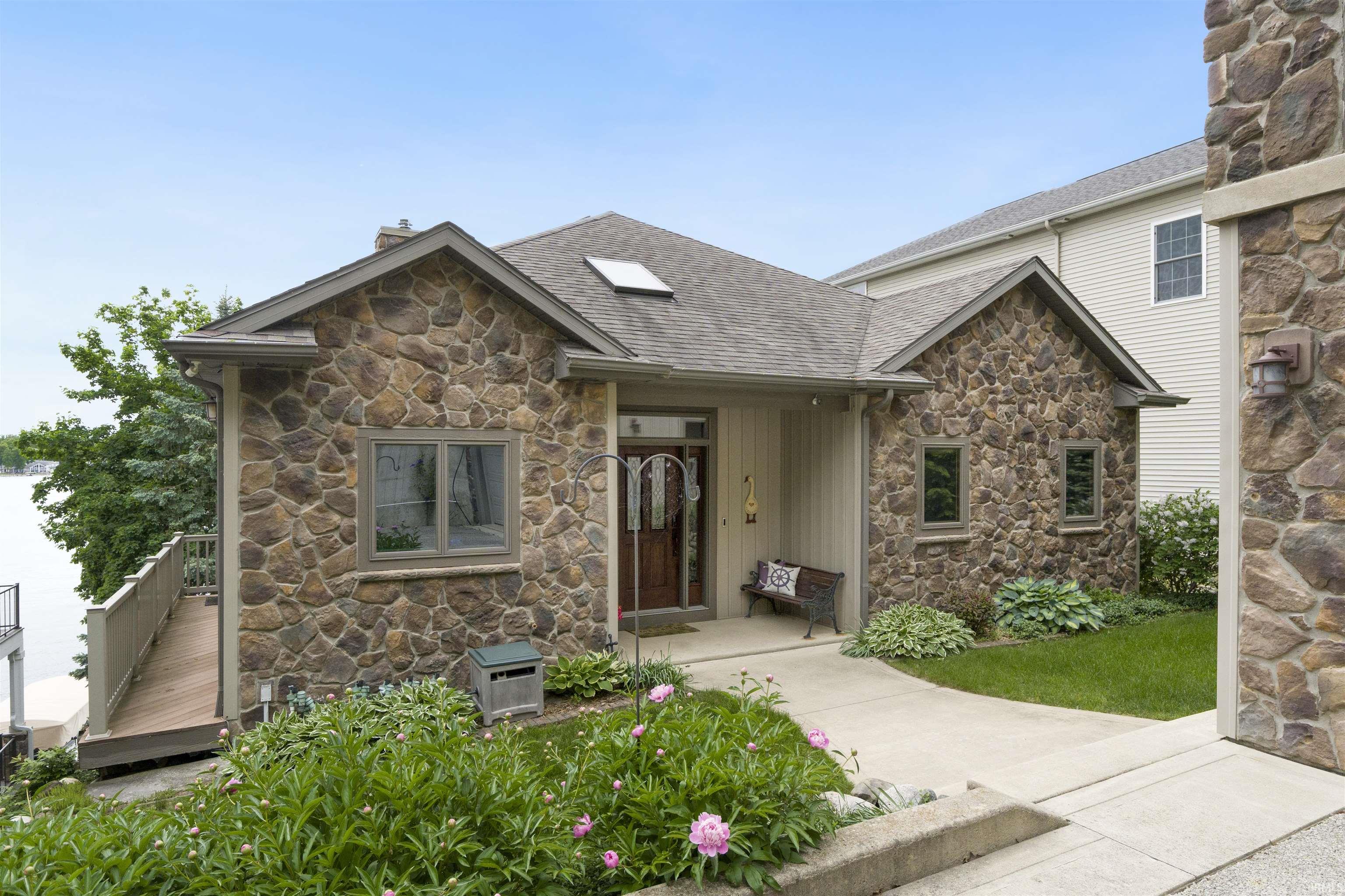 Photo 5 of 900 Ln 105 Lake James