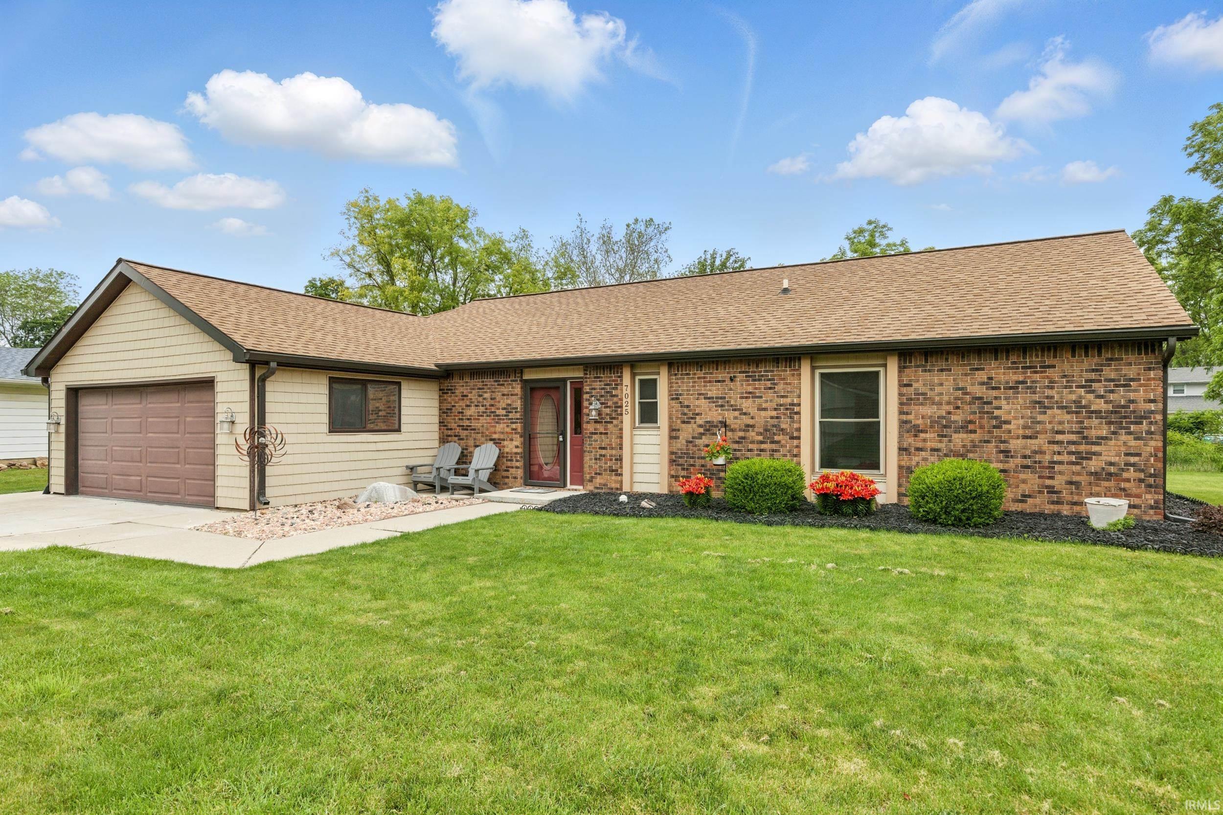 Photo 2 of 7025 Elmbrook Drive