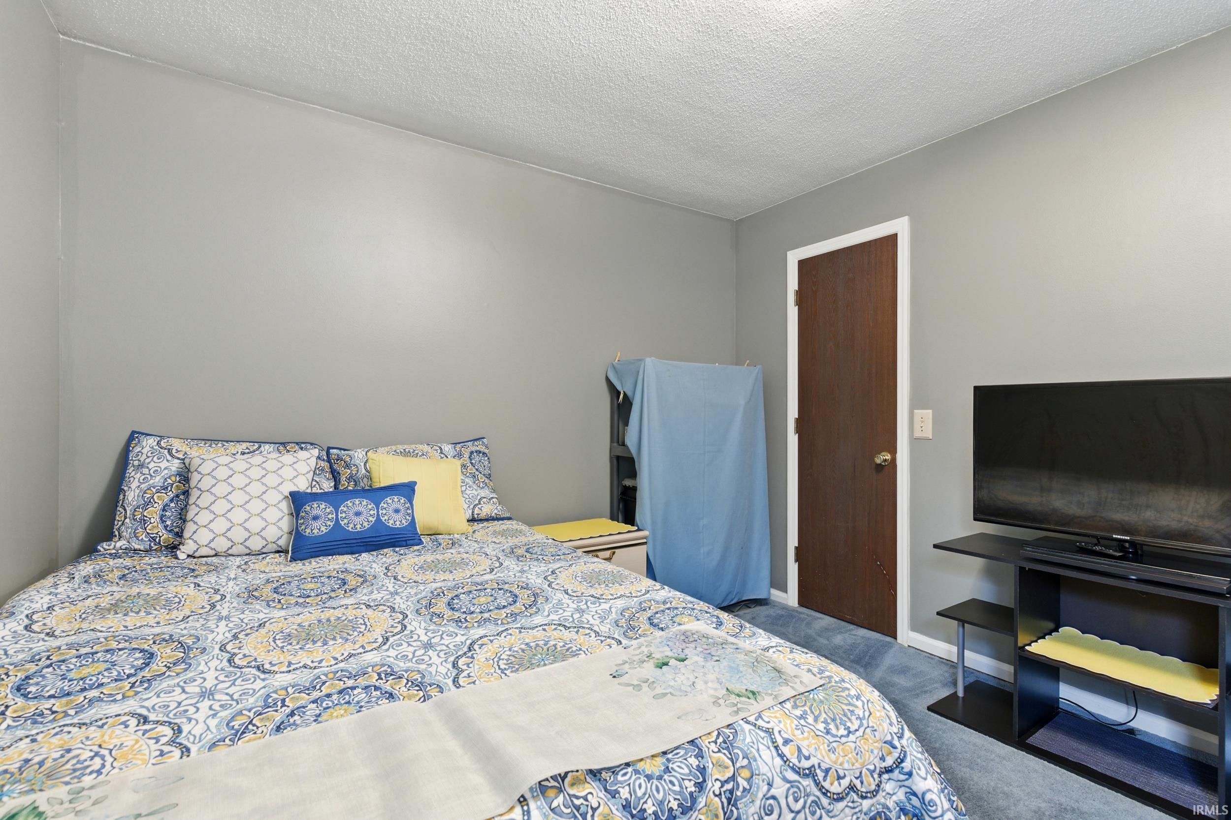 Photo 31 of 7025 Elmbrook Drive