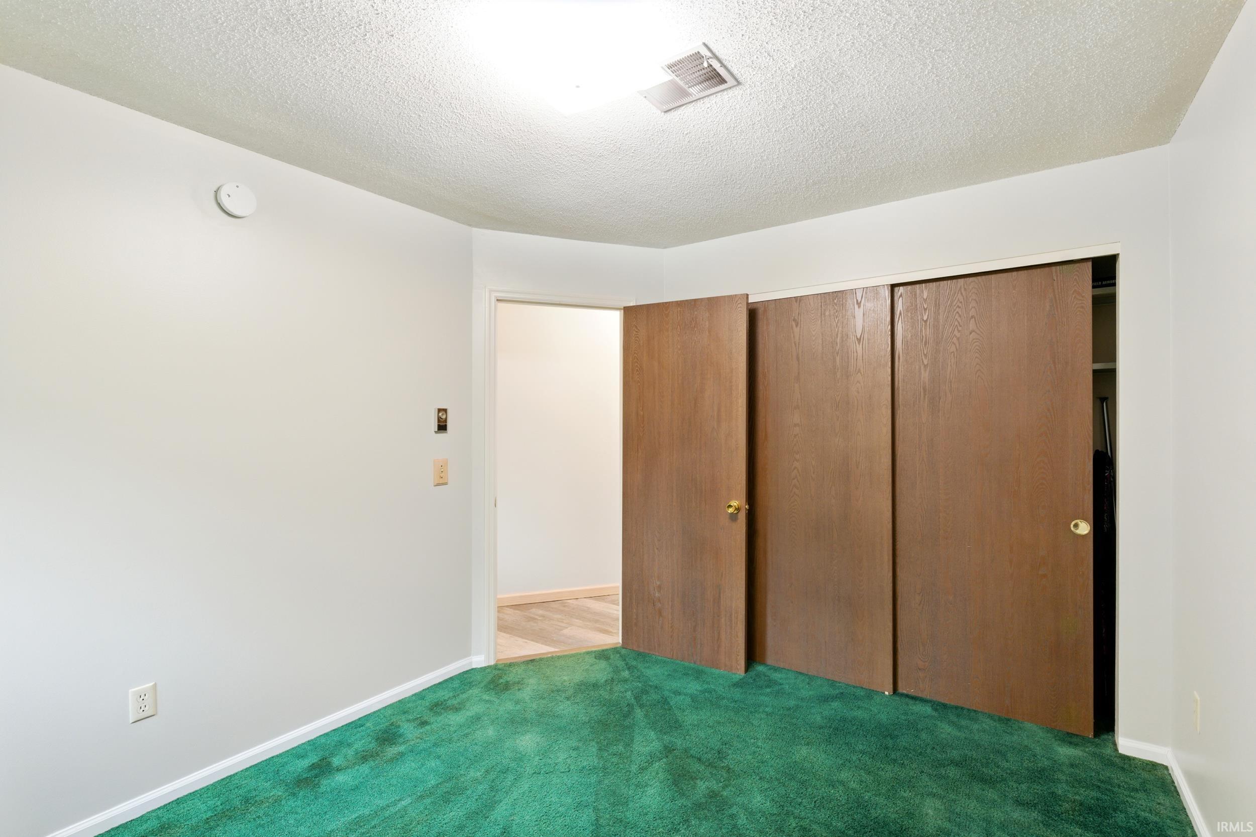 Photo 34 of 7025 Elmbrook Drive