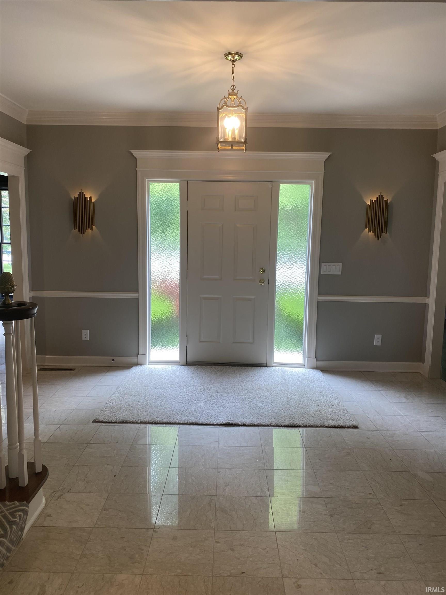 Homes for sale in South Bend, IN | 1303 E Erskine Manor Hl, South Bend, IN 46614 | MLS# 202520750