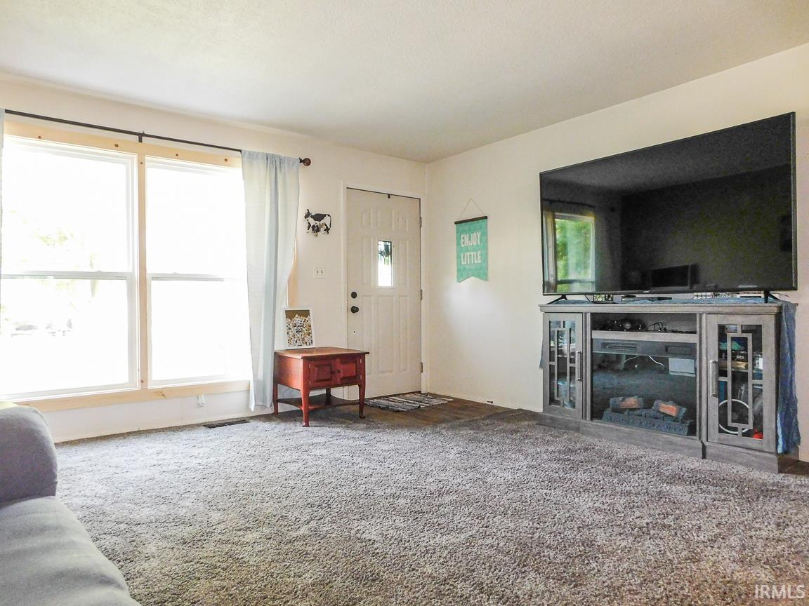 Photo 6 of 2363 N Oak Drive