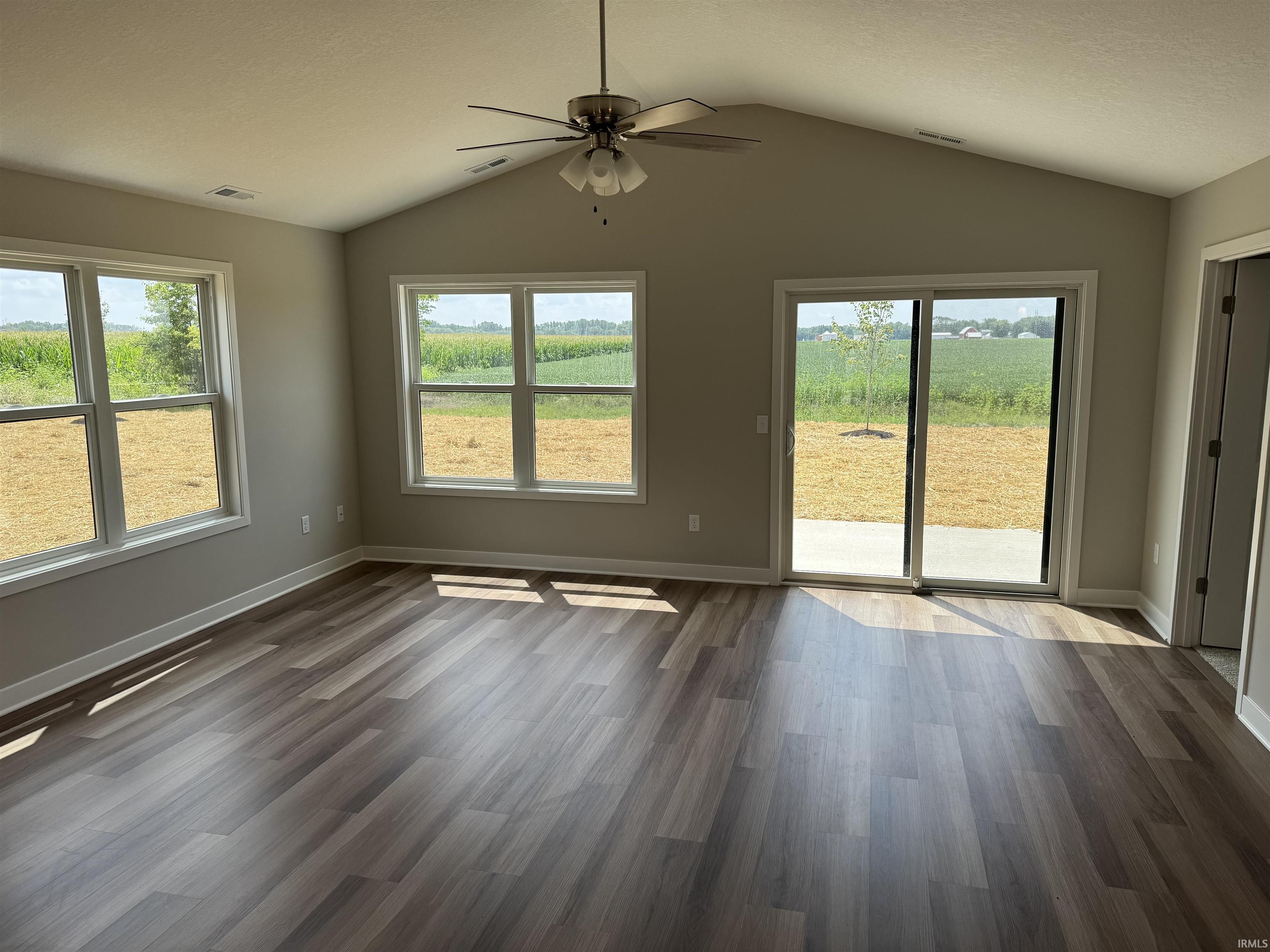 Photo 11 of 2593 Hogan's Alley