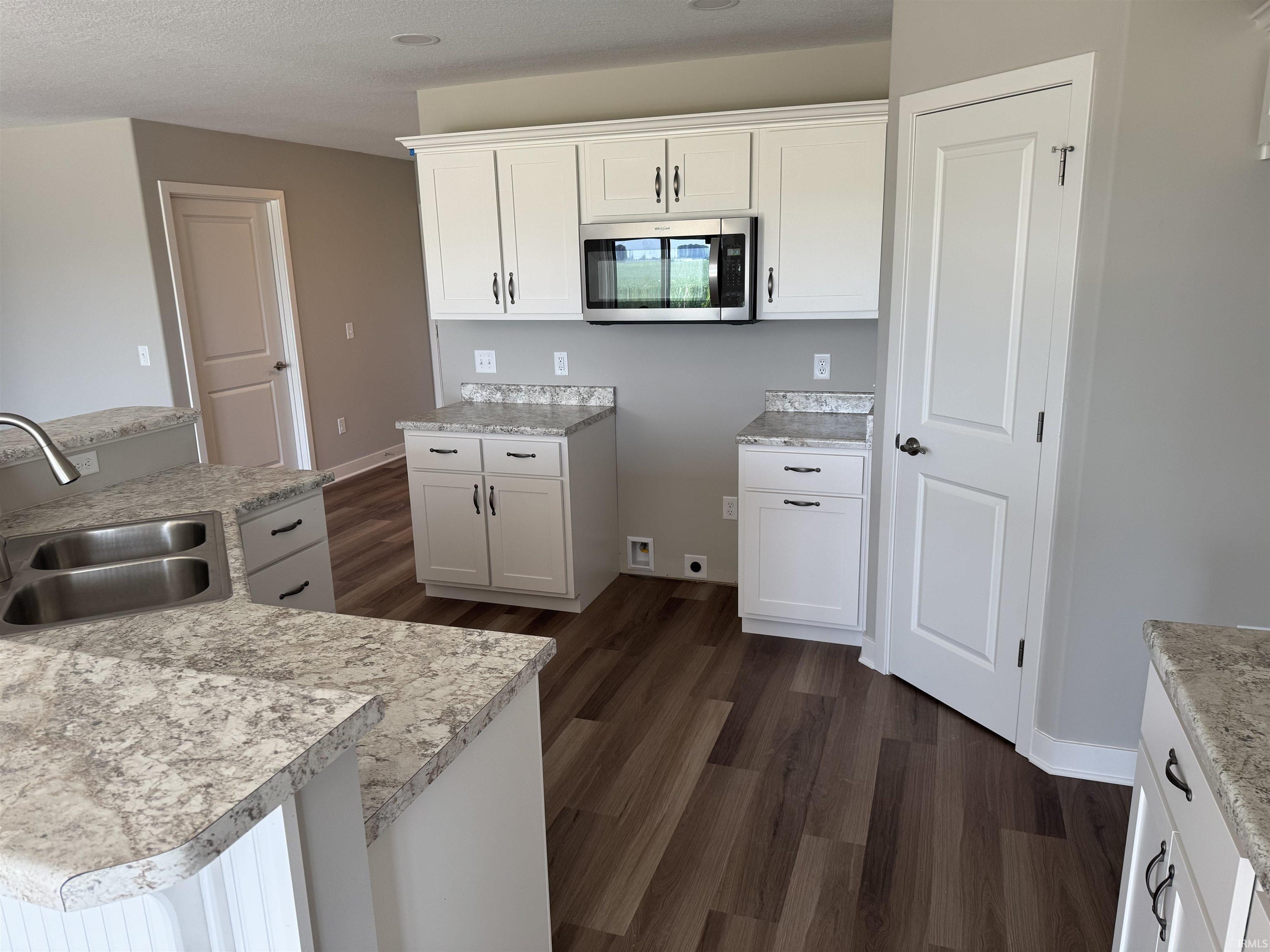 Photo 7 of 2593 Hogan's Alley