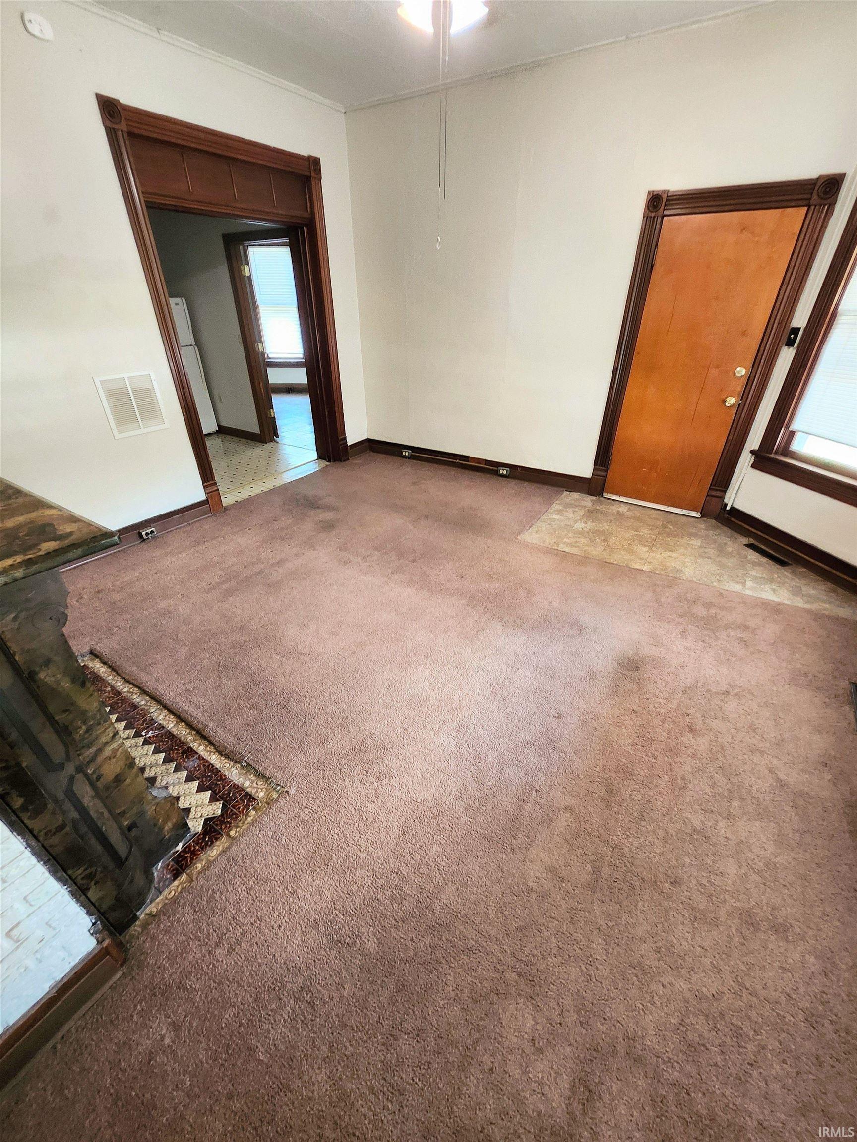 Photo 10 of 708 Columbia Avenue