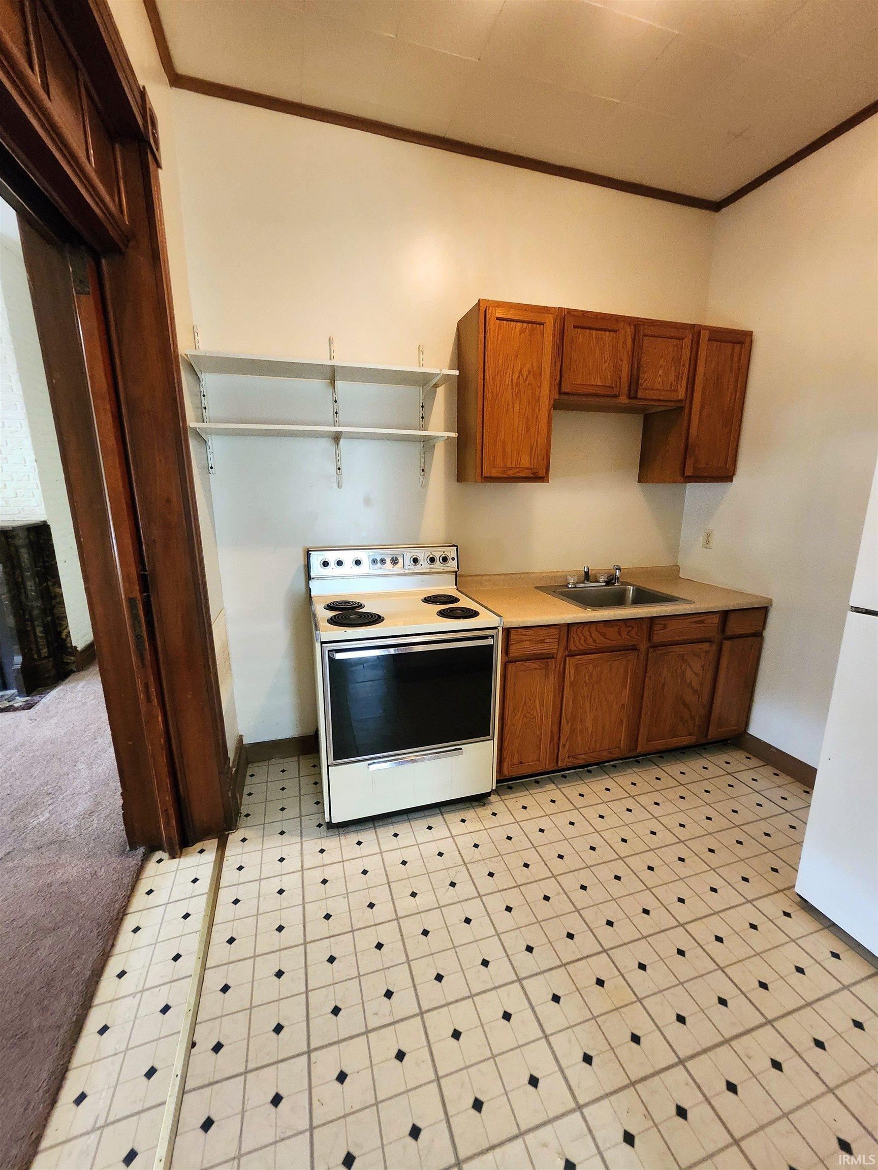 Photo 14 of 708 Columbia Avenue
