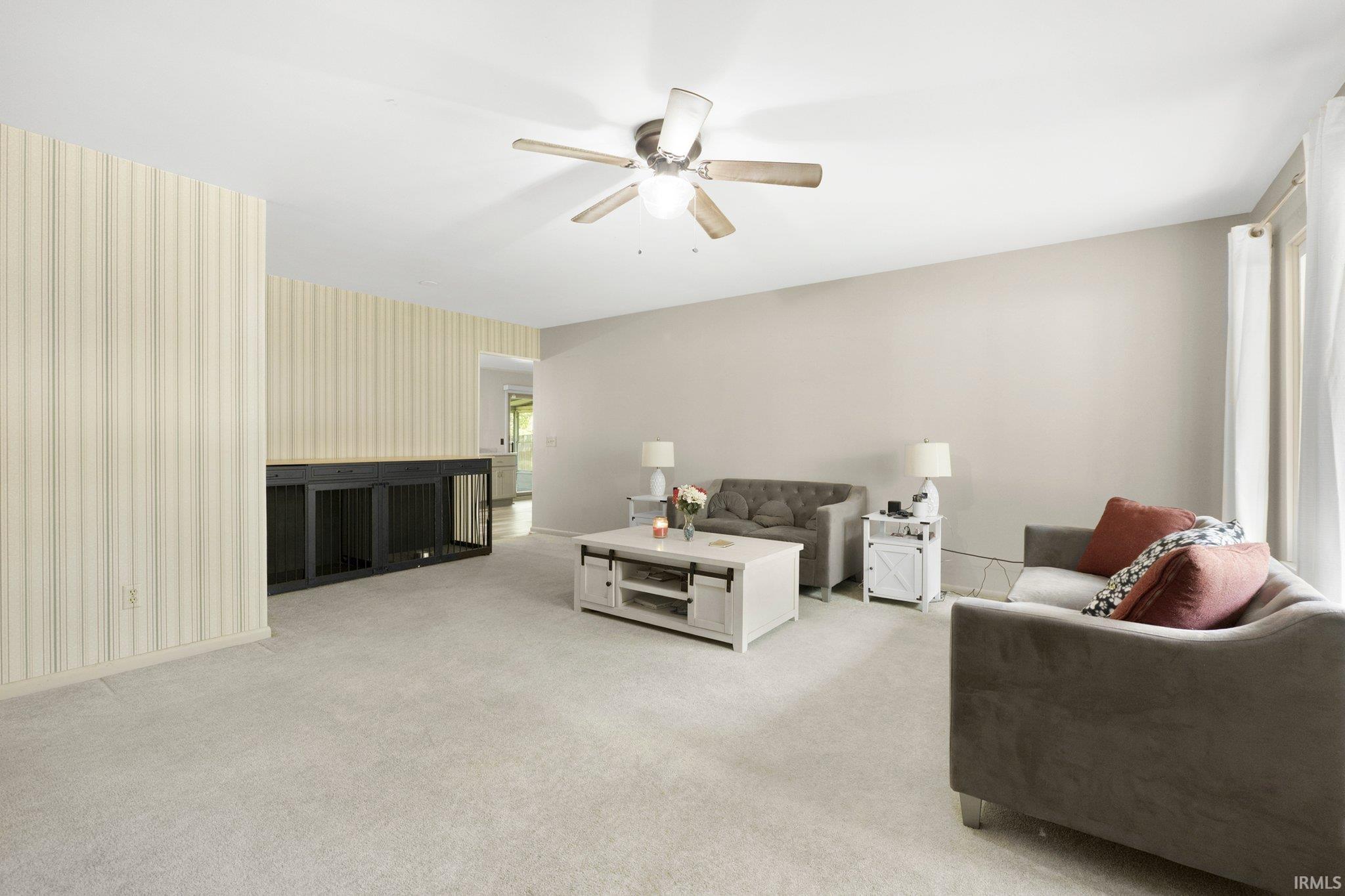 Photo 3 of 1210 Mcintyre Drive