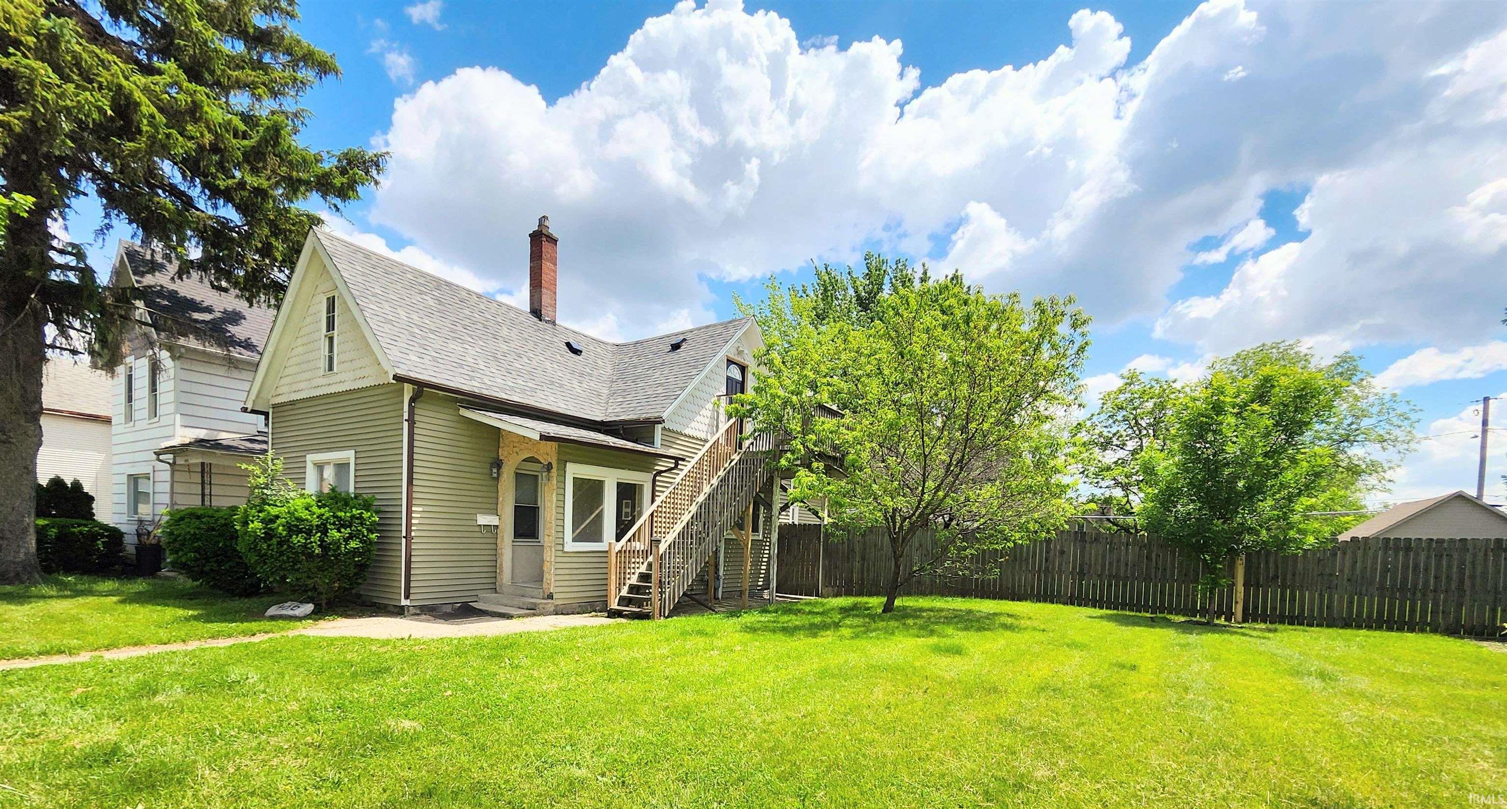 Photo 1 of 436 E Taber Street
