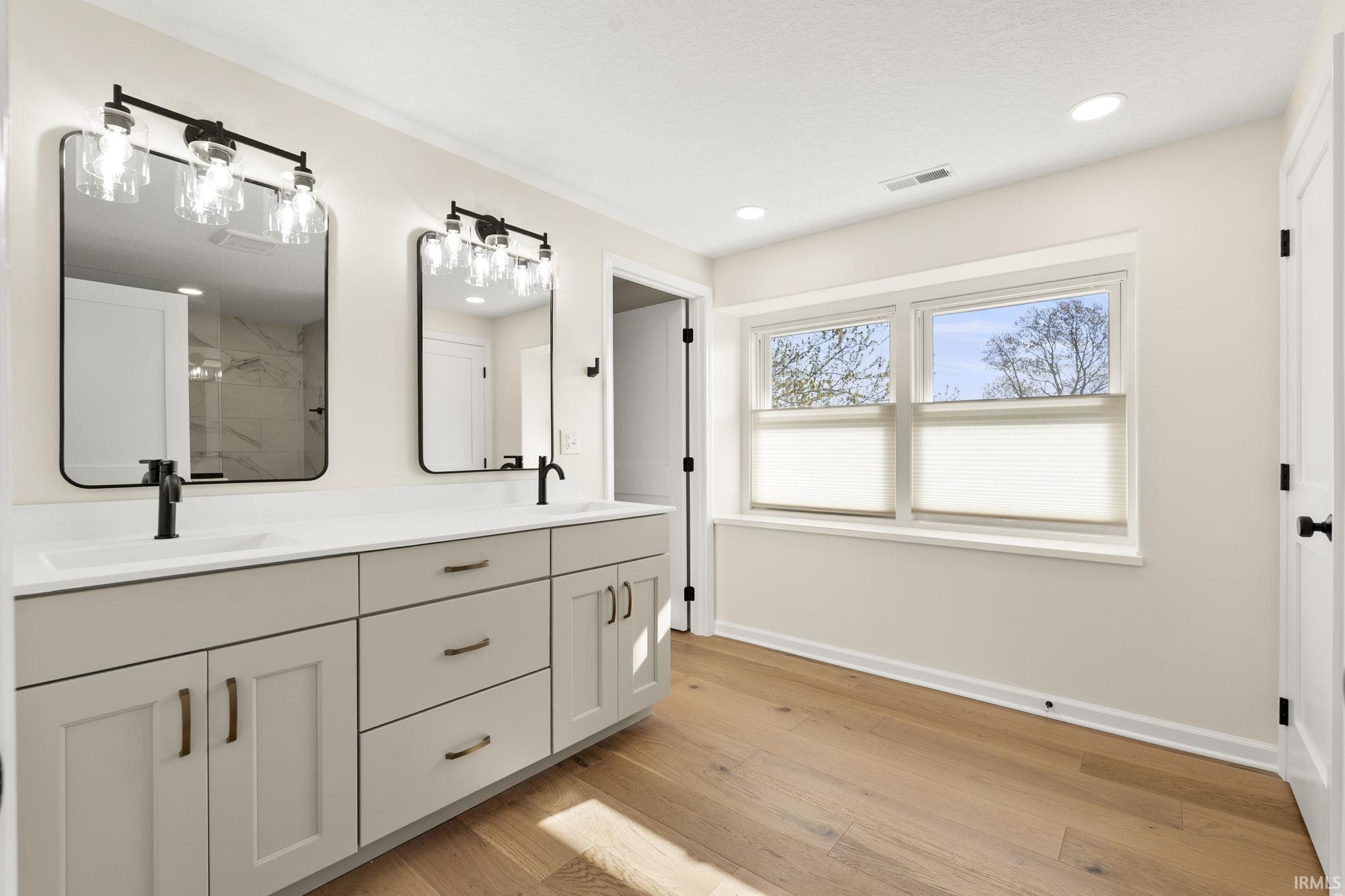 Photo 16 of 11136 N 200 W