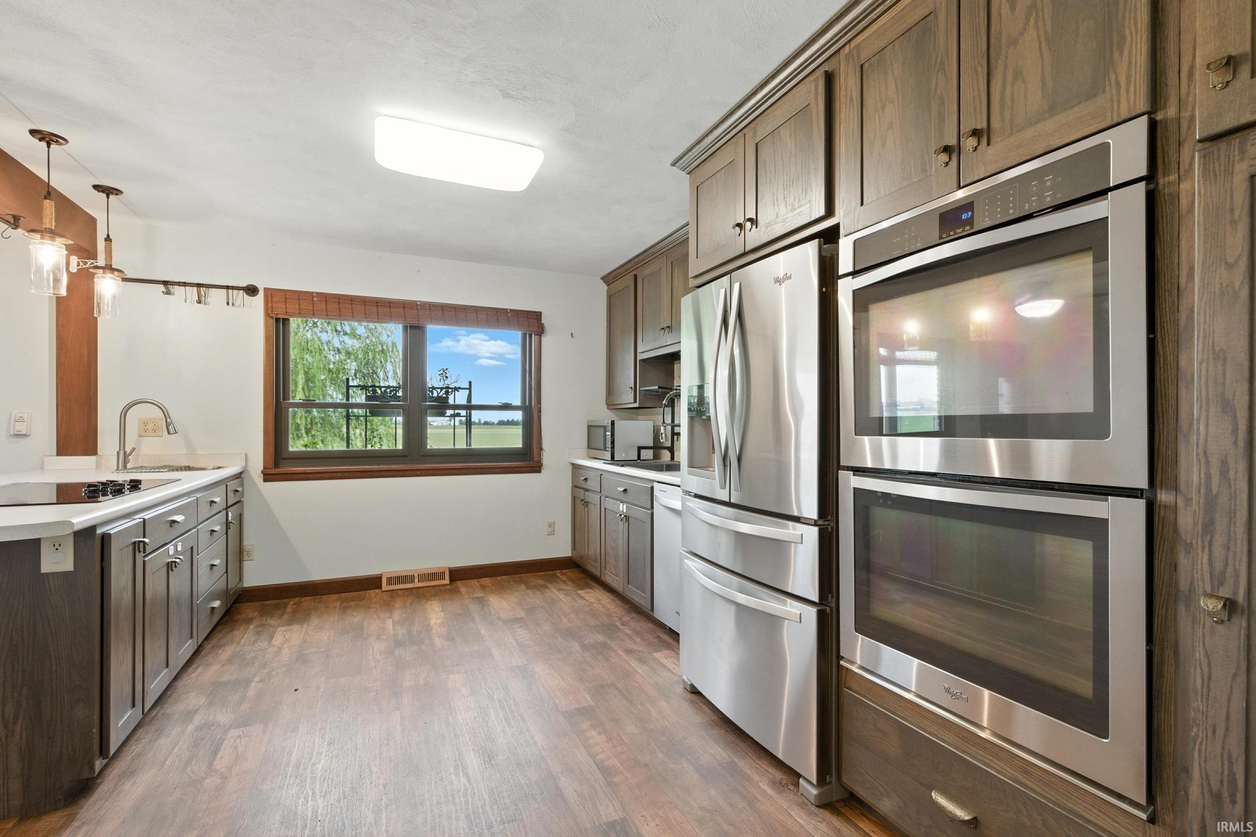 Photo 11 of 2090 S Warren Road