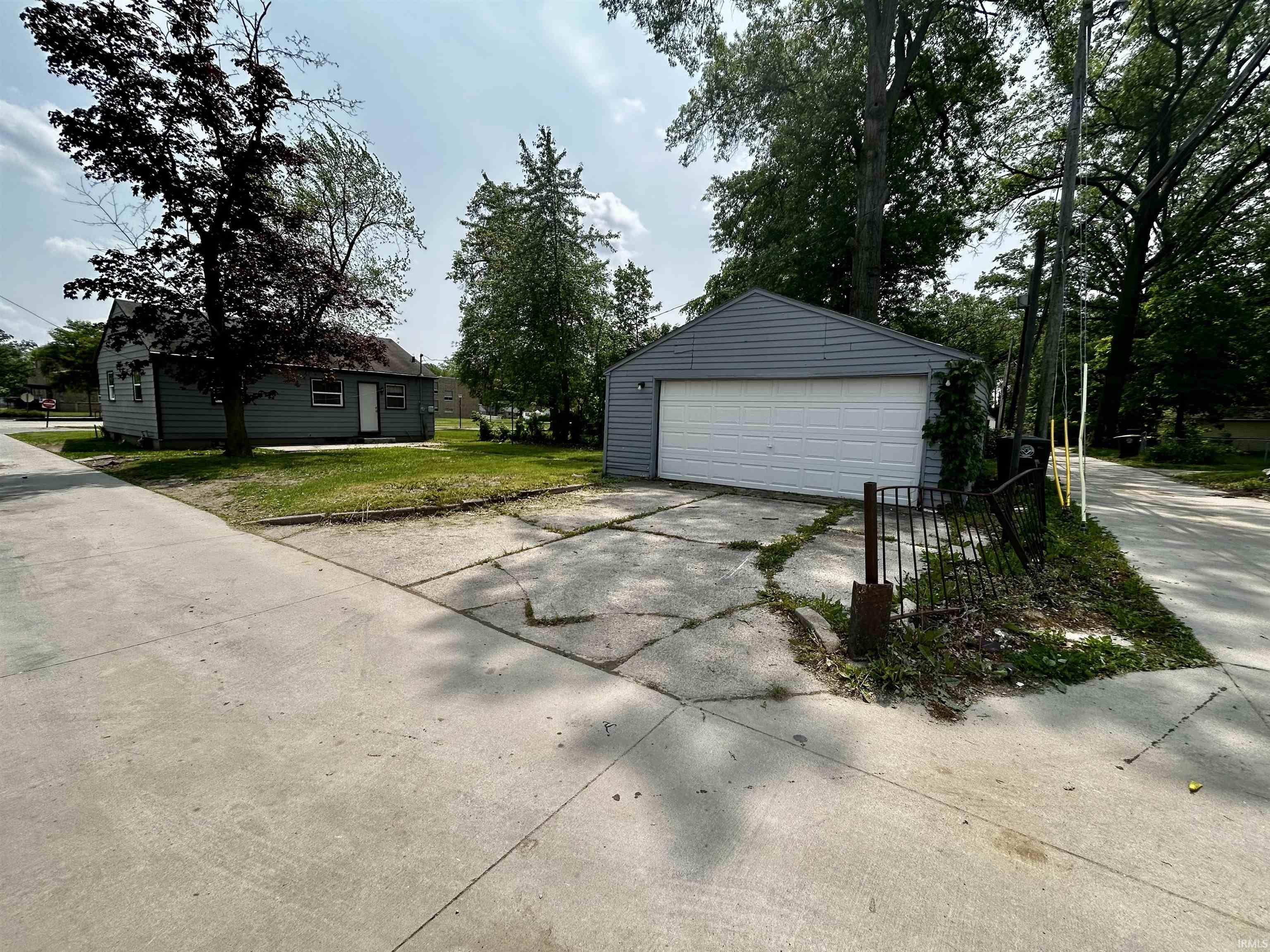 Photo 2 of 4314 Smith Street