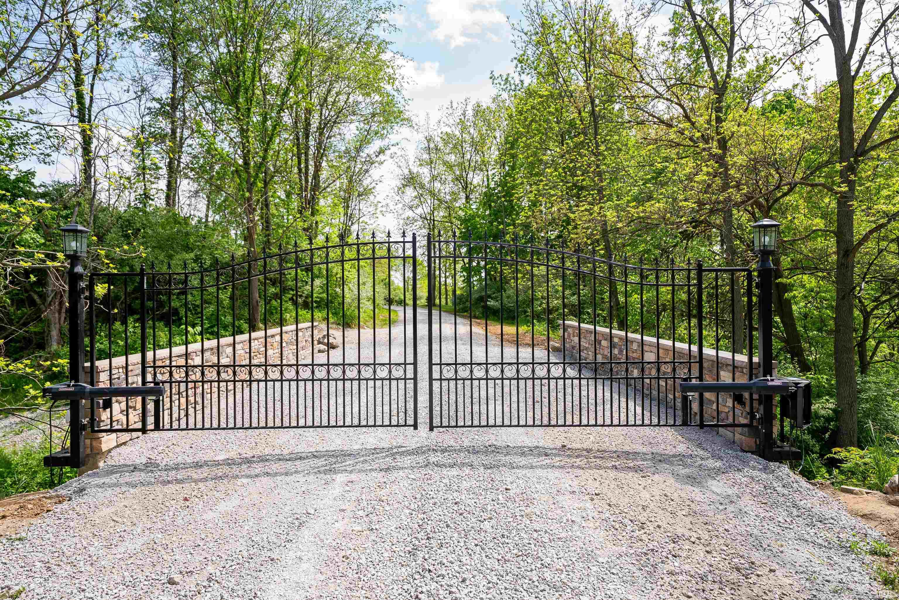 Photo 32 of 8615 W 450 S