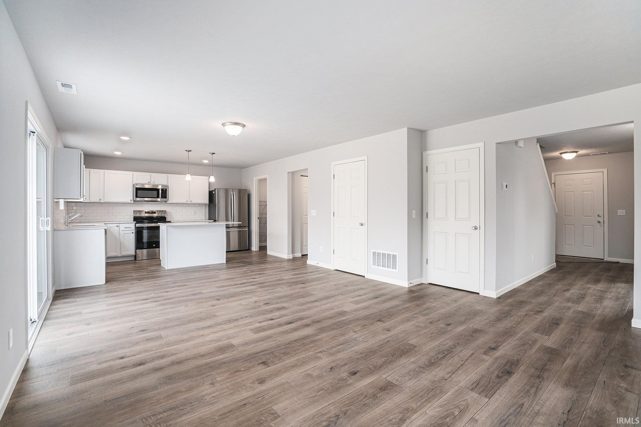 Photo 3 of 3095 Procyon Court