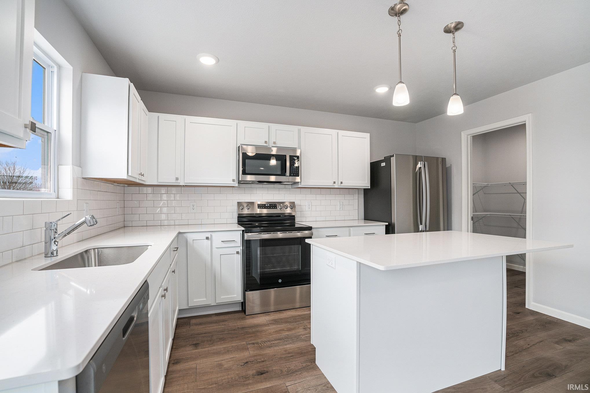 Photo 5 of 3095 Procyon Court