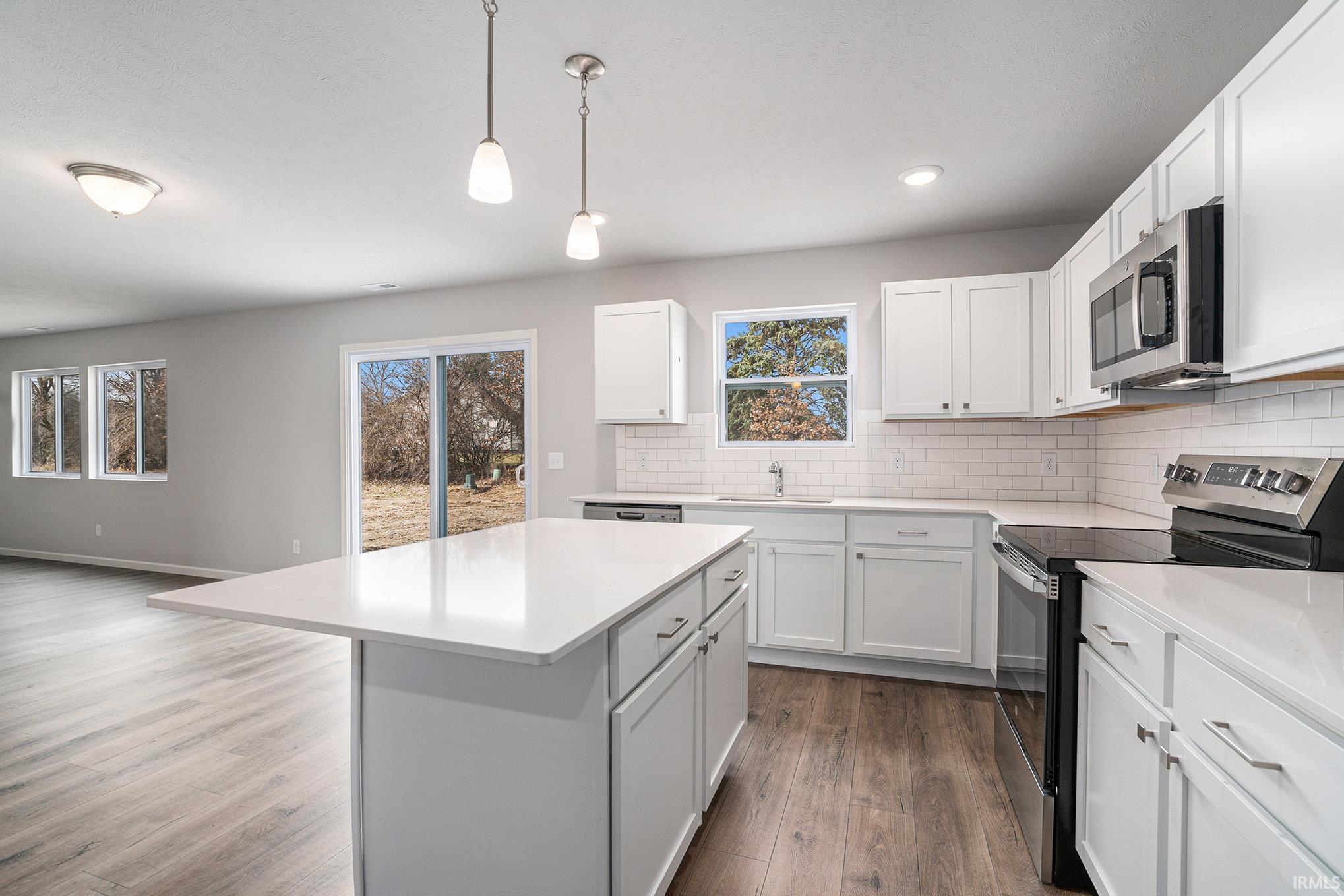 Photo 6 of 3095 Procyon Court