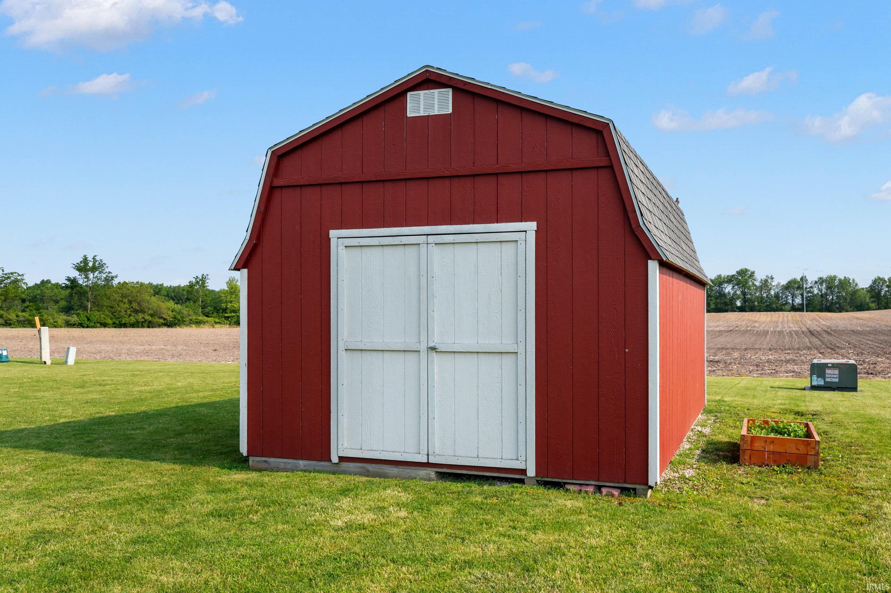 Homes for sale in Dunkirk, IN | 303 Shrack Ln, Dunkirk, IN 47336 | MLS# 202521089