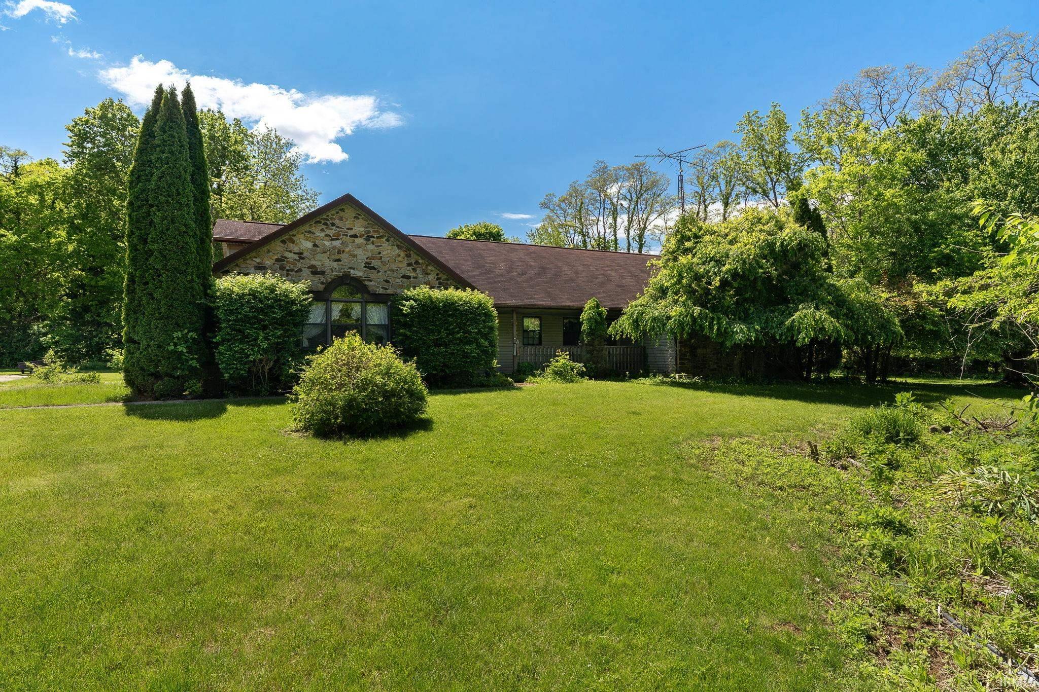 Homes for sale in Mulberry, IN | 6767 W Gas Line Rd, Mulberry, IN 46058 | MLS# 202521094