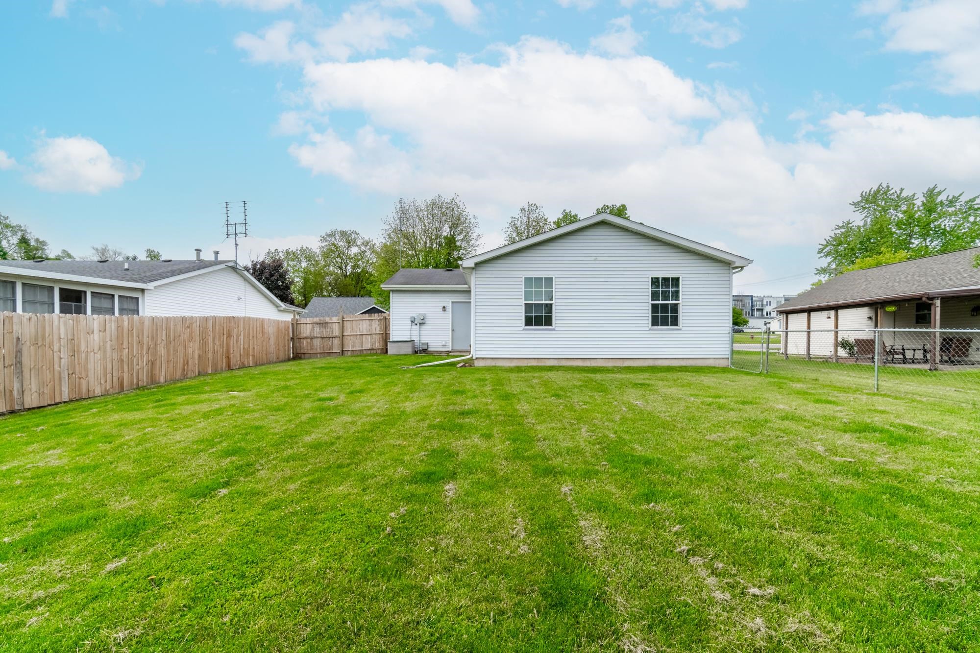 1109 Manahan Drive, Angola, IN 46703
