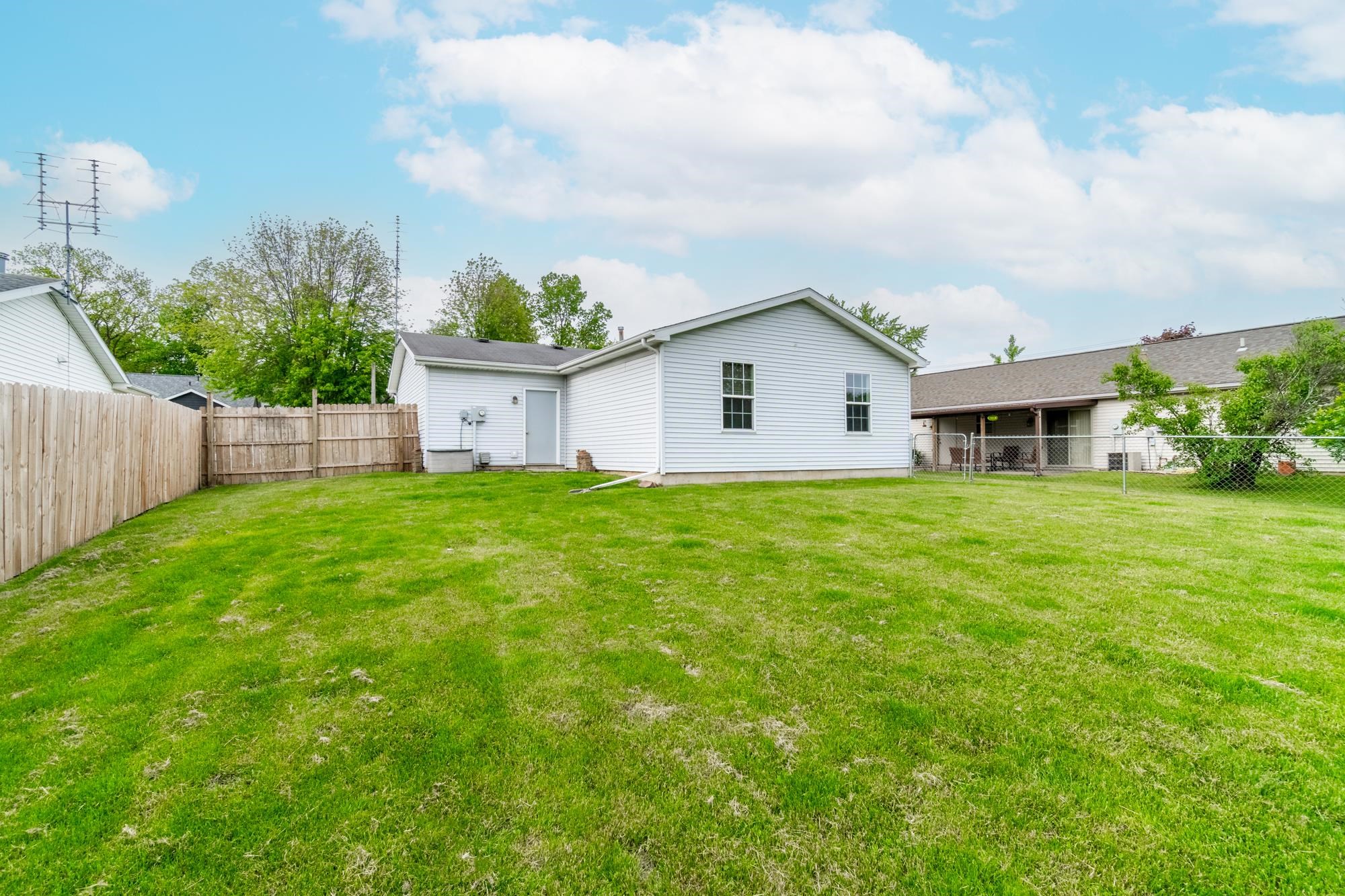 1109 Manahan Drive, Angola, IN 46703