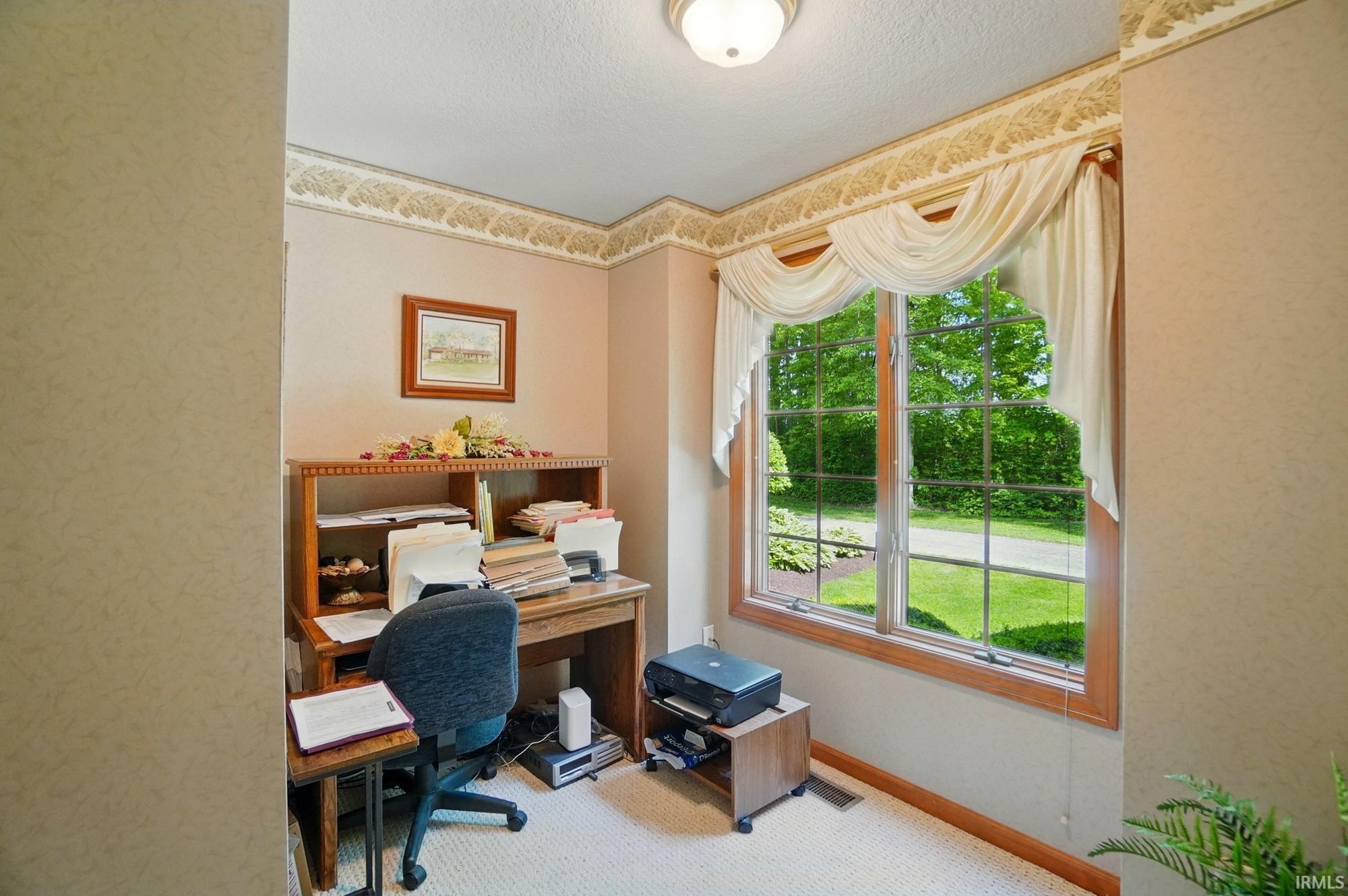 Photo 13 of 6011 W Wallen Road