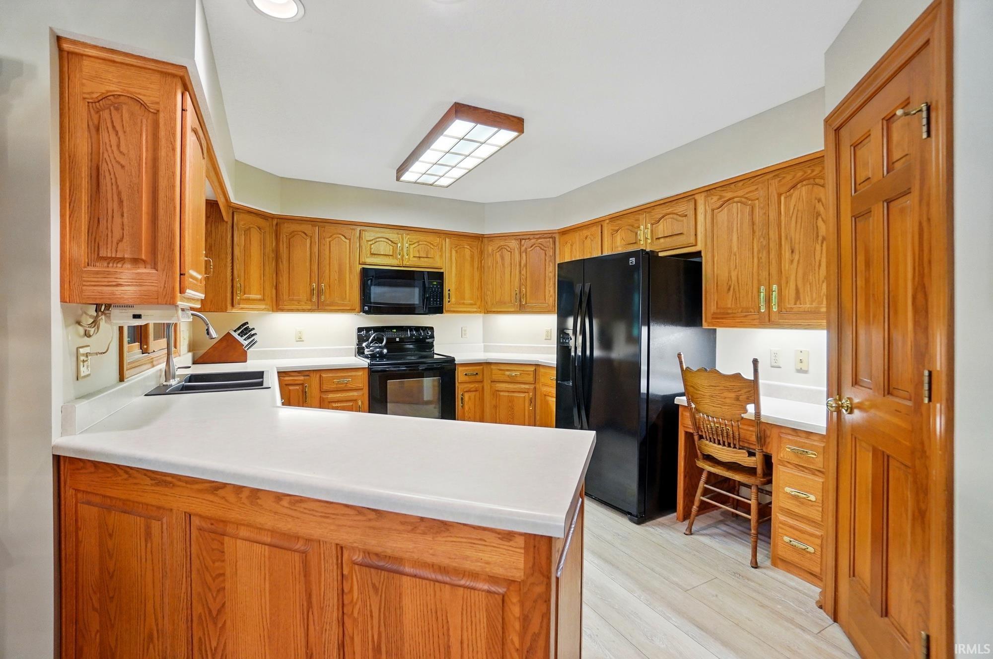 Photo 9 of 6011 W Wallen Road