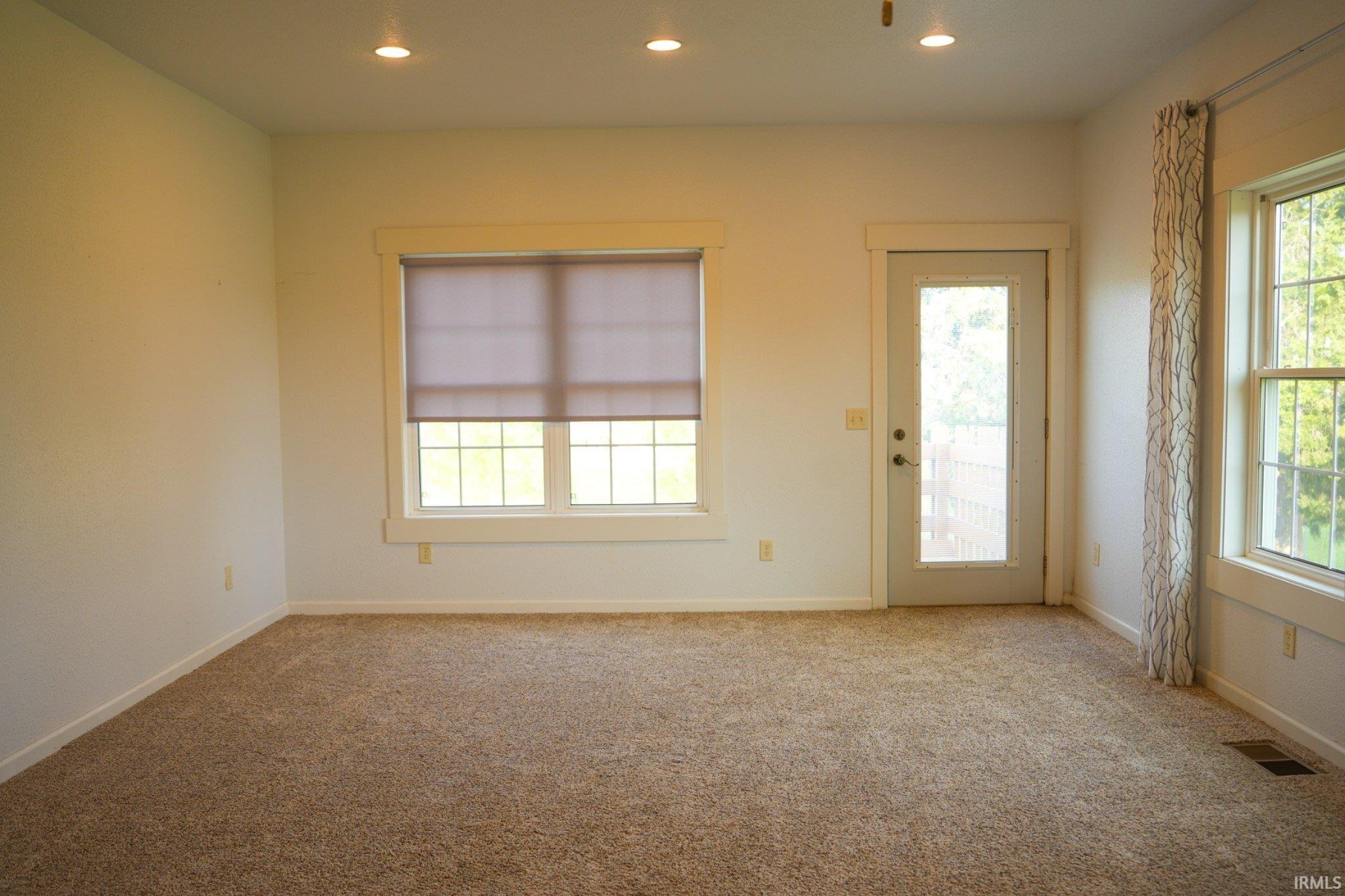 Photo 11 of 7458 E Lincolnway Road